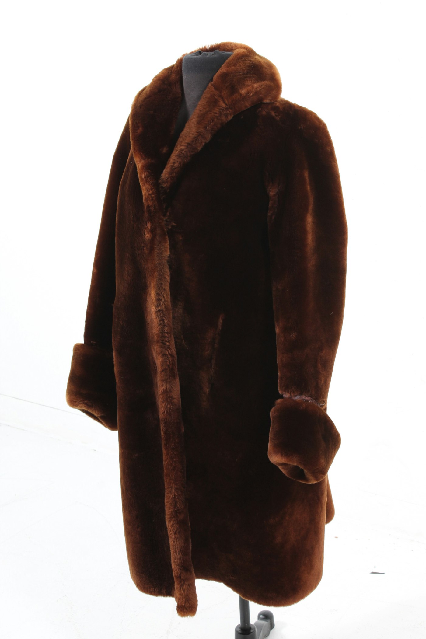 Vintage Mouton Fur Coat | EBTH