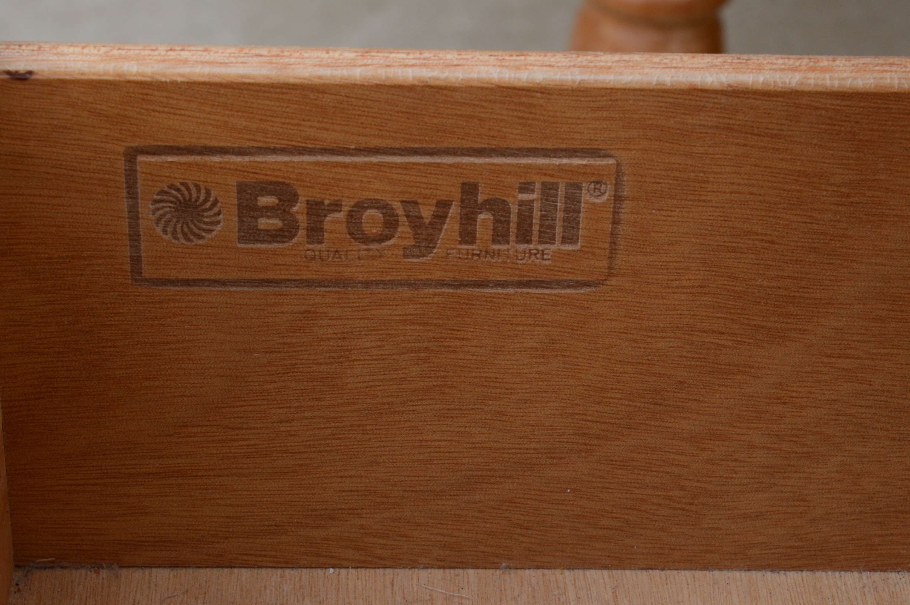 Broyhill "Fontana" Pine Dresser with Mirror EBTH