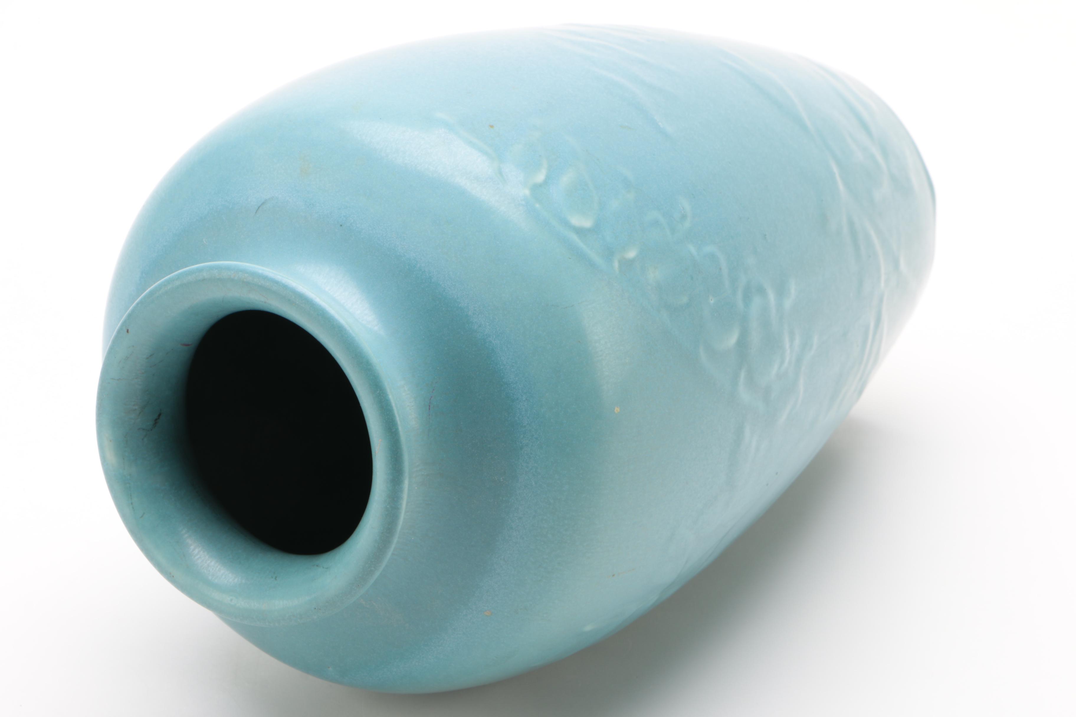 Rookwood Pottery Vellum Glaze Bleeding Heart Vase, 1945 EBTH