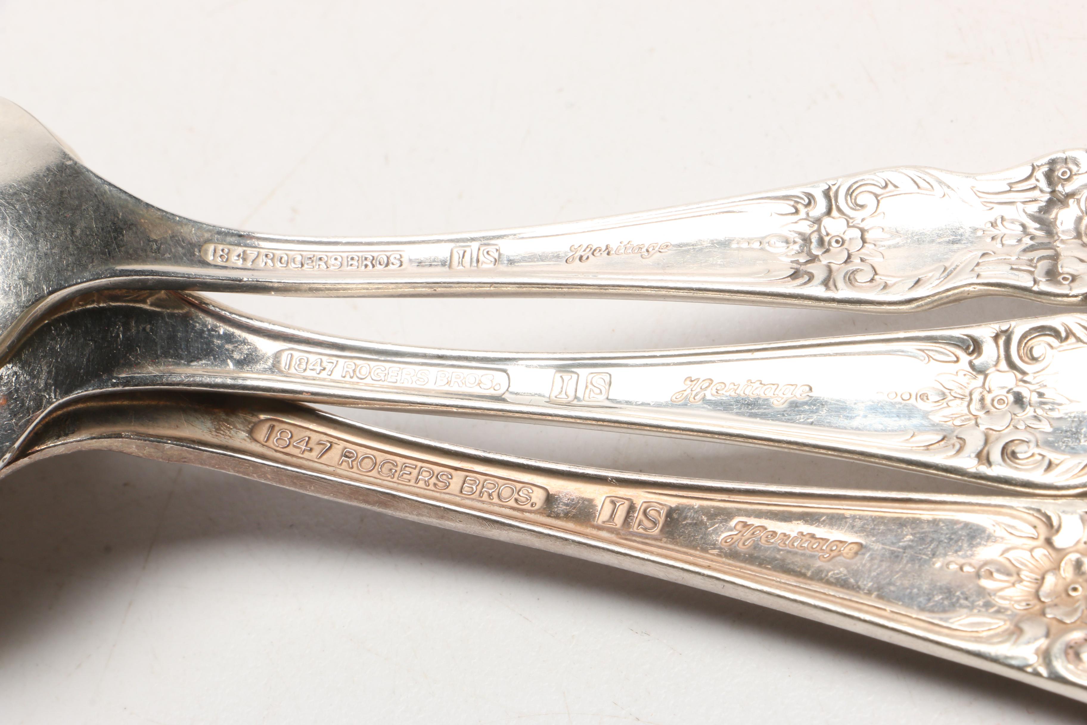 1847 Rogers Bros "Heritage" Silver Plate Flatware Set EBTH