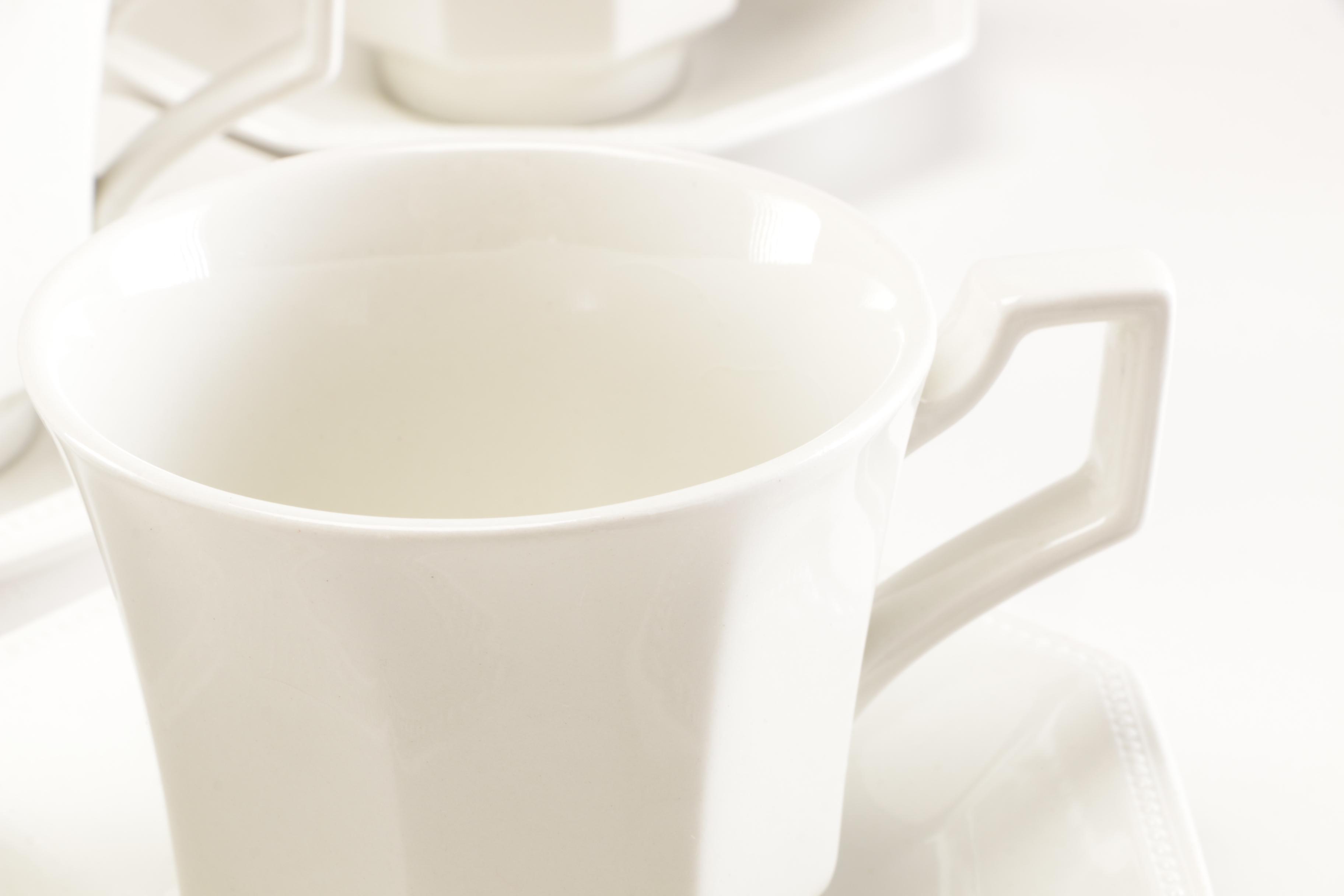 Johnson Brothers "Heritage White" Dinnerware Made in England EBTH