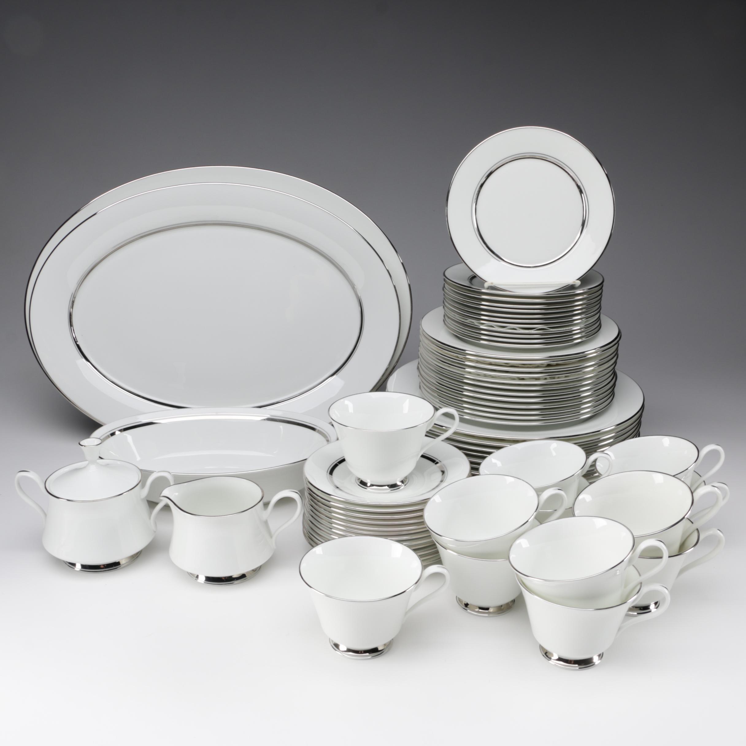 Oxford "Lexington" Bone China Dinnerware, 20th Century EBTH