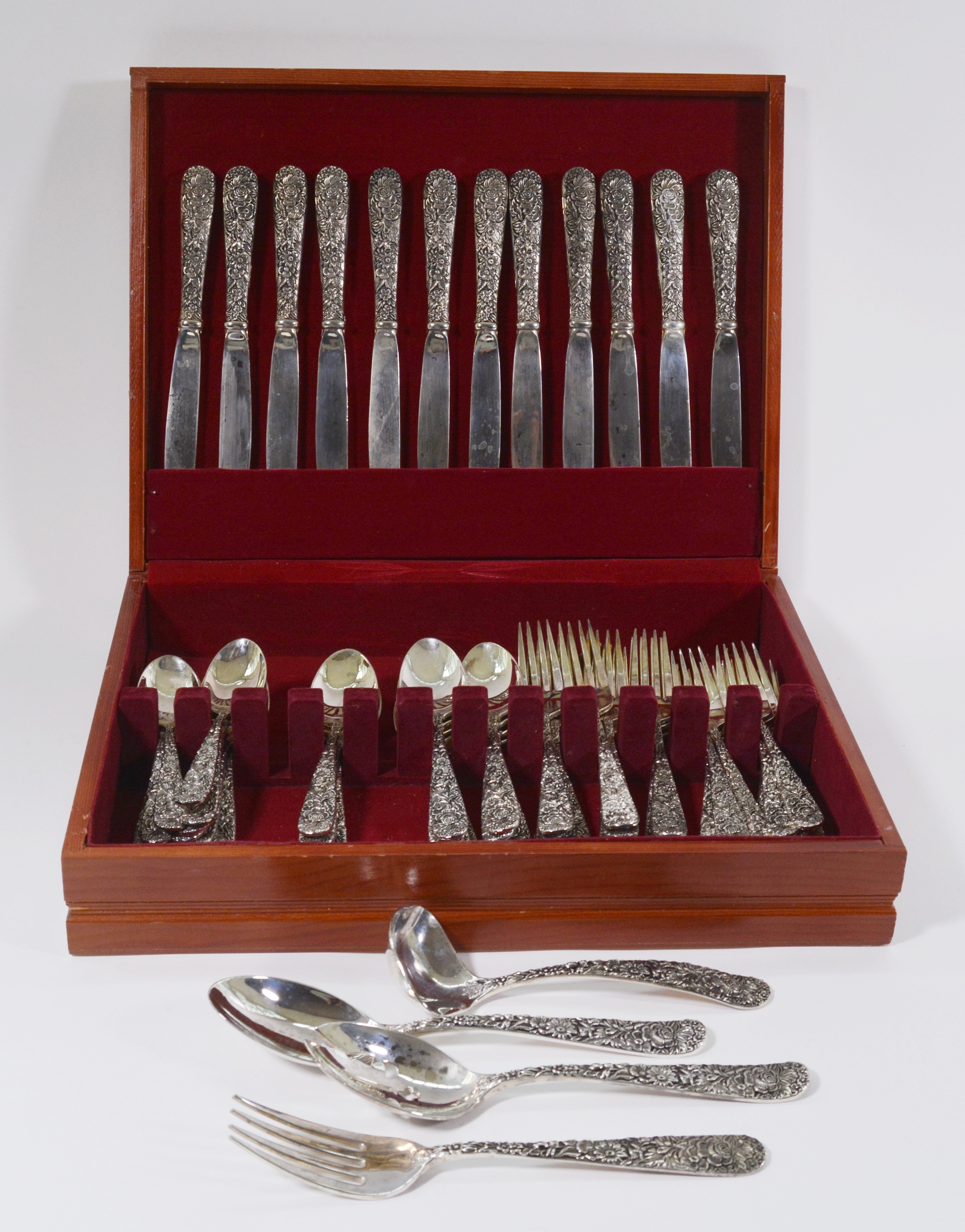 Godinger "Olde Bouquet" Silver Plate Flatware EBTH