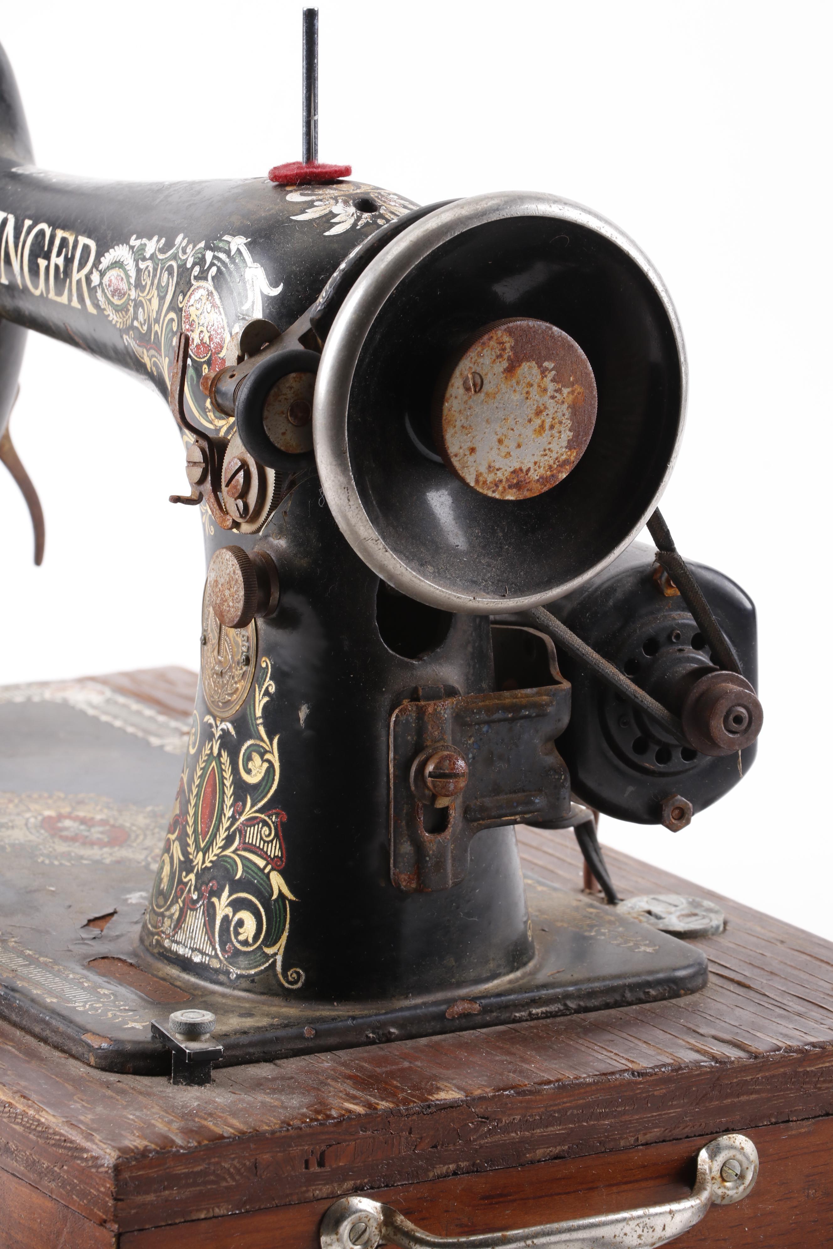 Singer Electric Treadle Sewing Machine, Circa 1910 EBTH