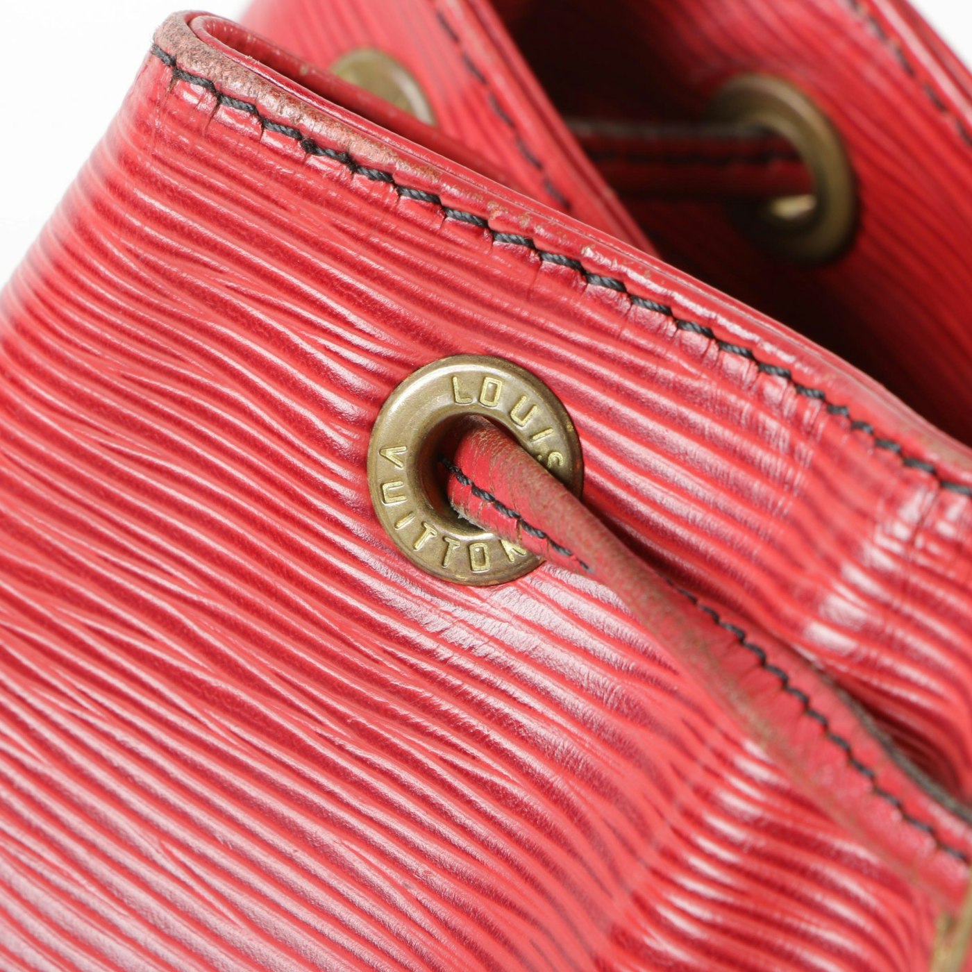 Louis Vuitton Paris Castilian Red Epi Leather Noé Bucket Bag | EBTH