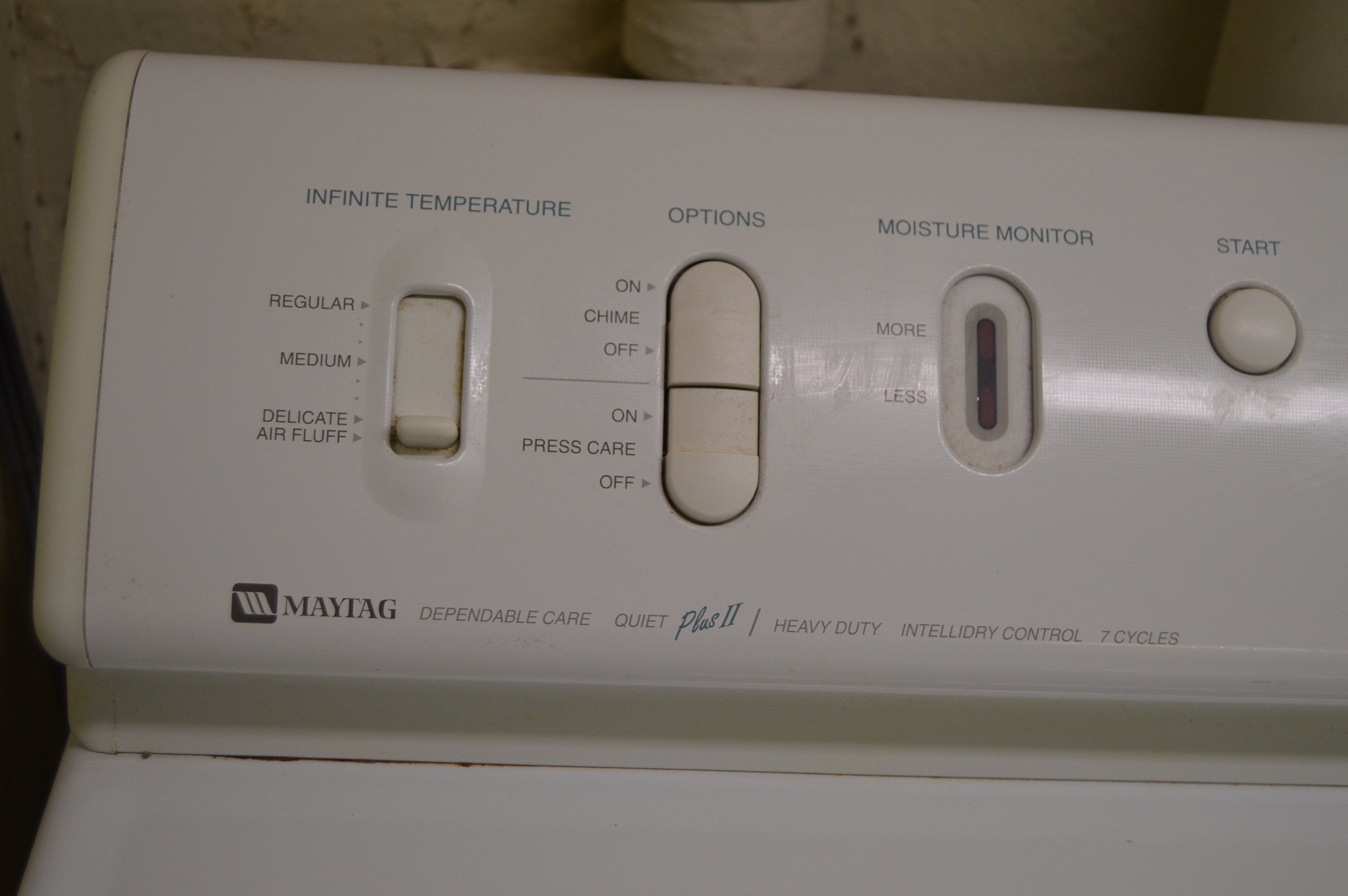 Maytag Electric Clothes Dryer EBTH