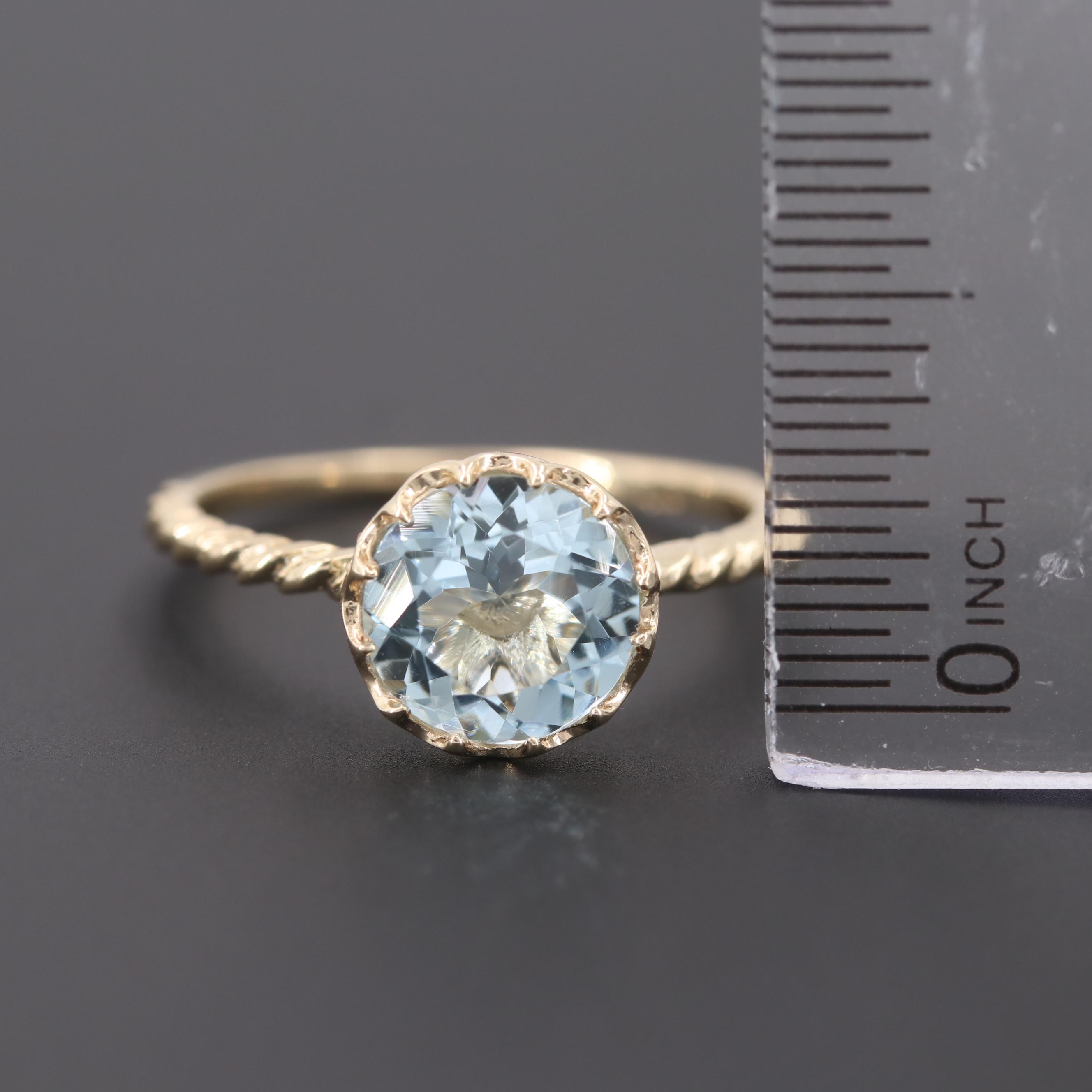 14K Yellow Gold Aquamarine Solitaire Ring | EBTH