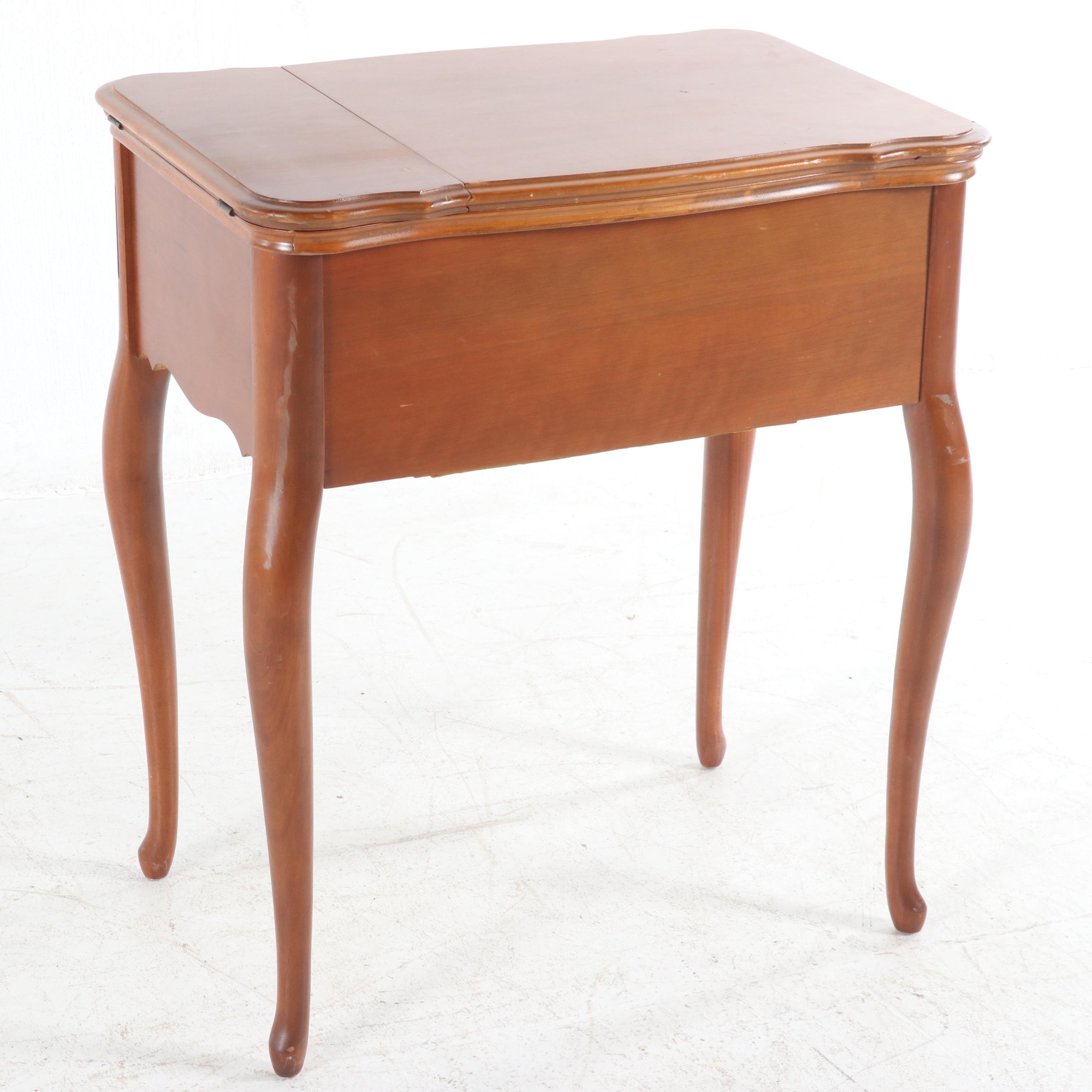 Singer 401A Sewing Machine in a Cherry French Provincial ...
