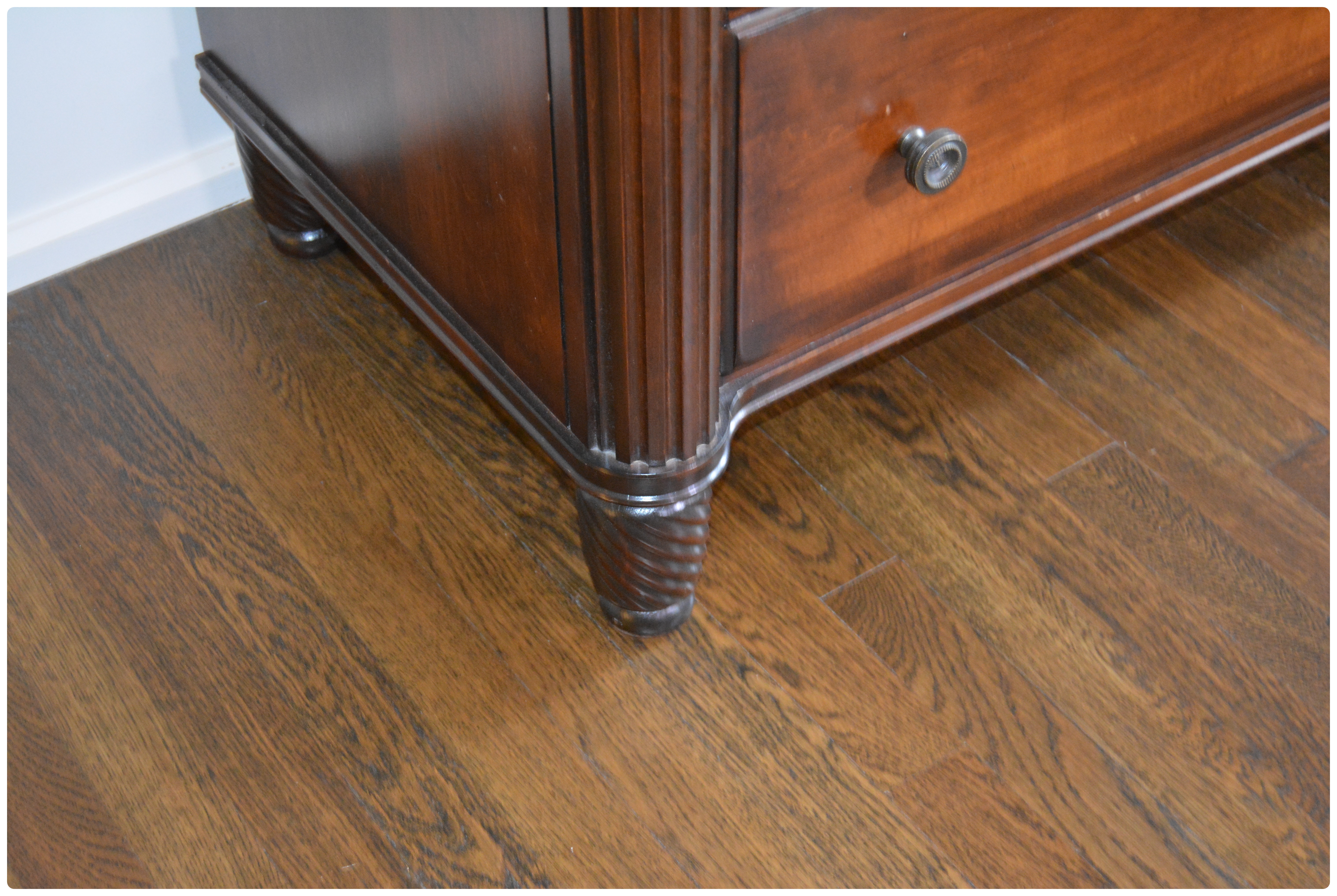 Durham Furniture Washington's "Mount Vernon Collection" Chest of