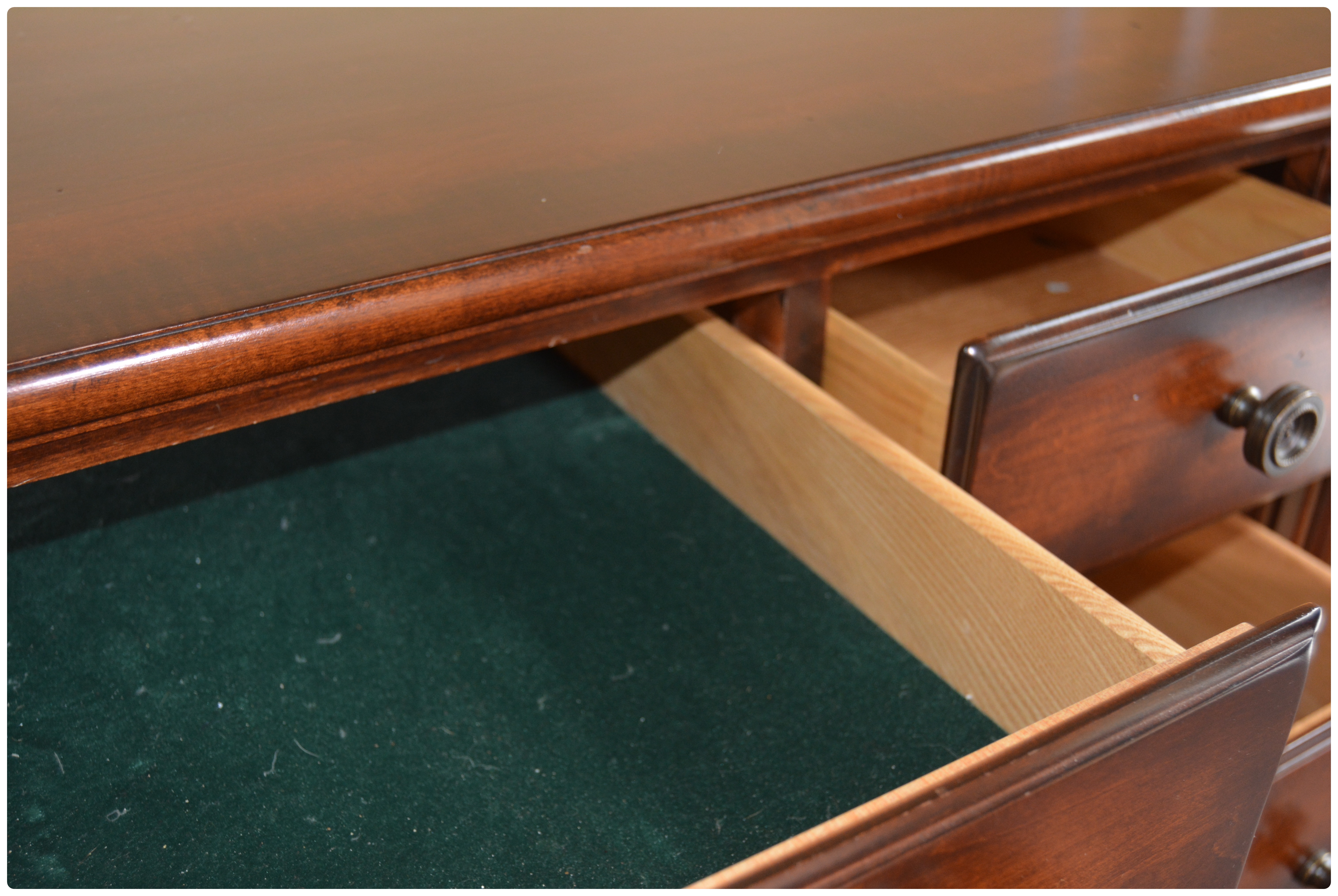 Durham Furniture Washington's "Mount Vernon Collection" Chest of