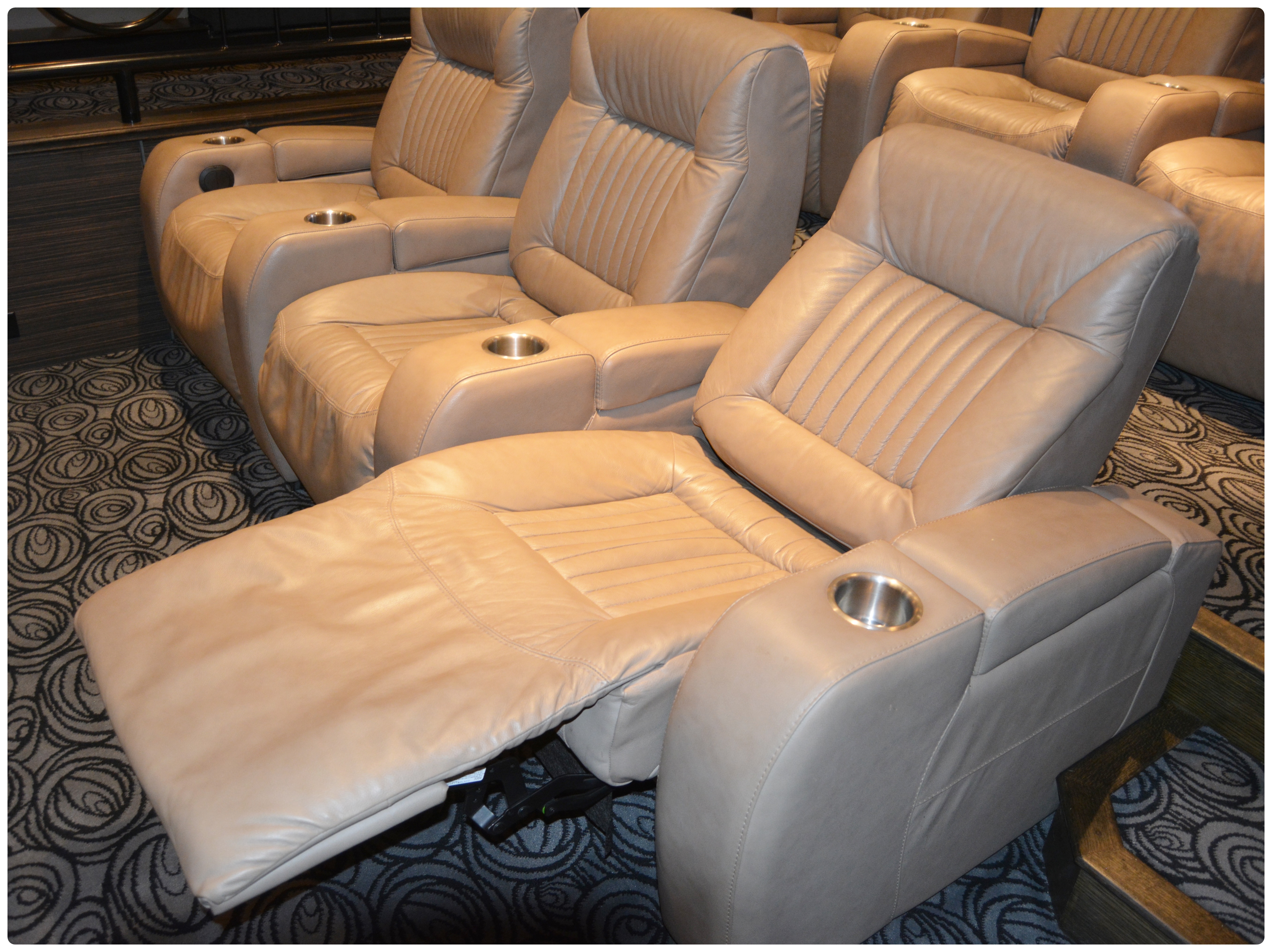 Palliser "Autobahn" Home Theater Leather Seating, Three Seat Set EBTH