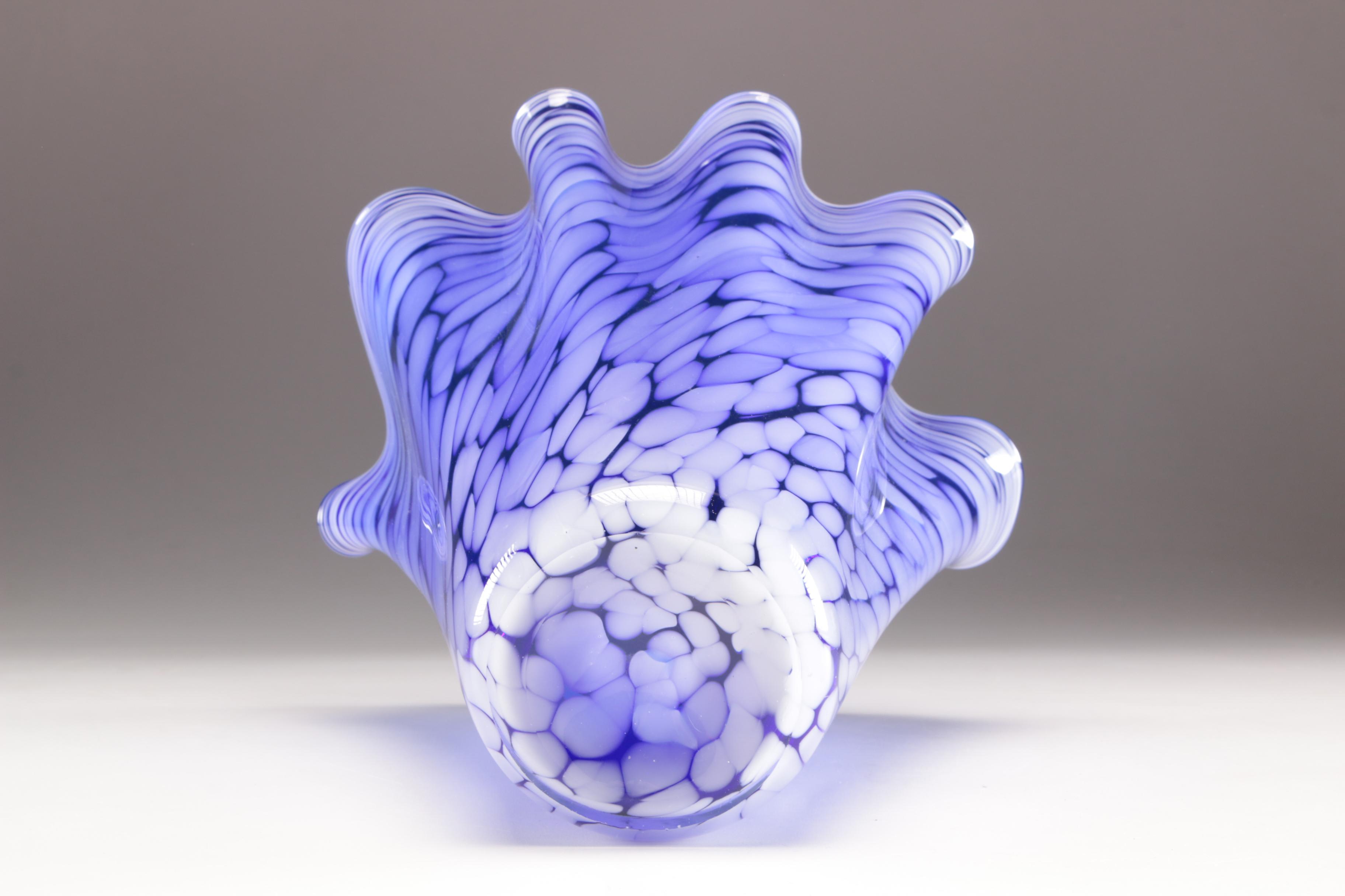 Alicja Handmade Polish Art Glass Vase EBTH