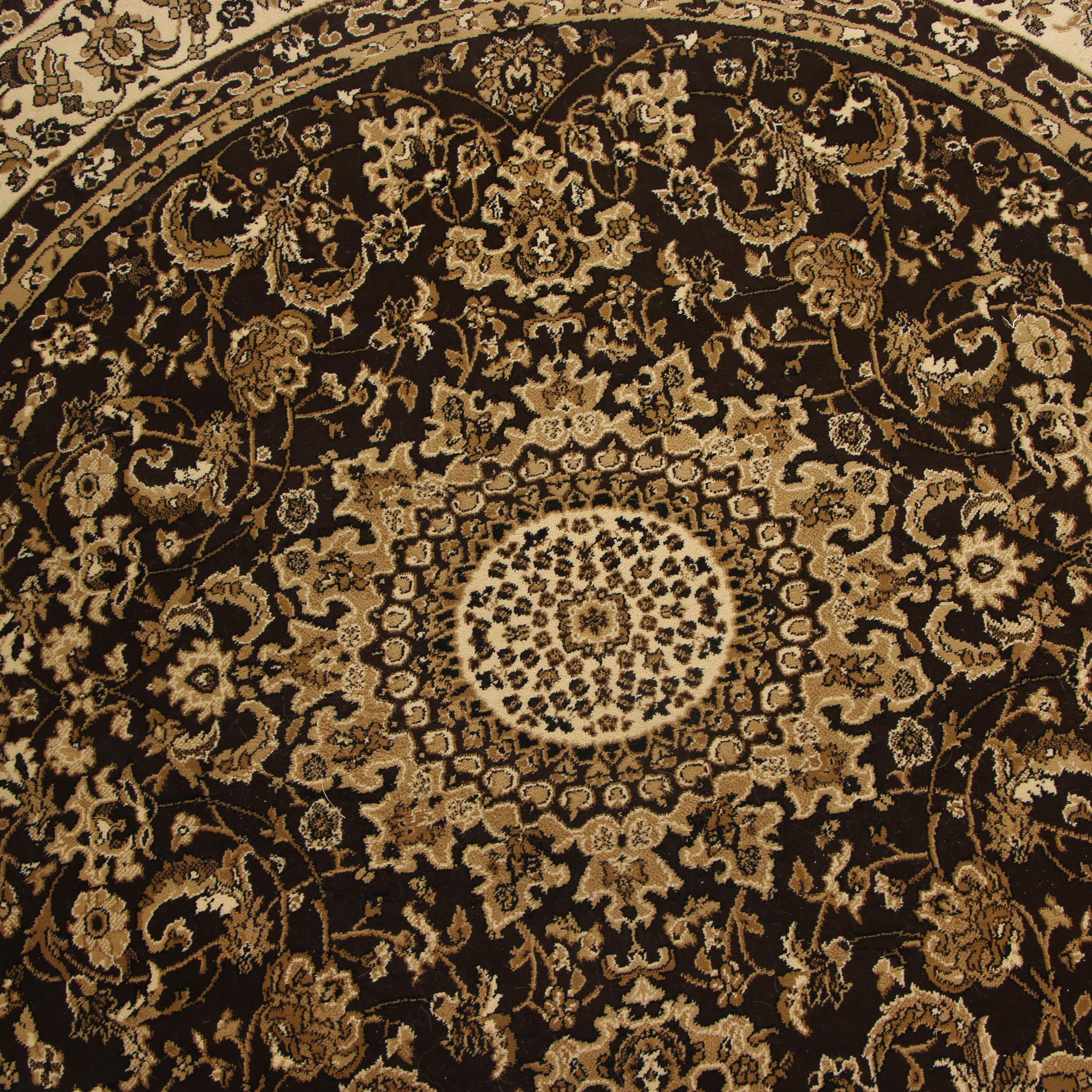 Machine Made Persian Style Round Rug EBTH