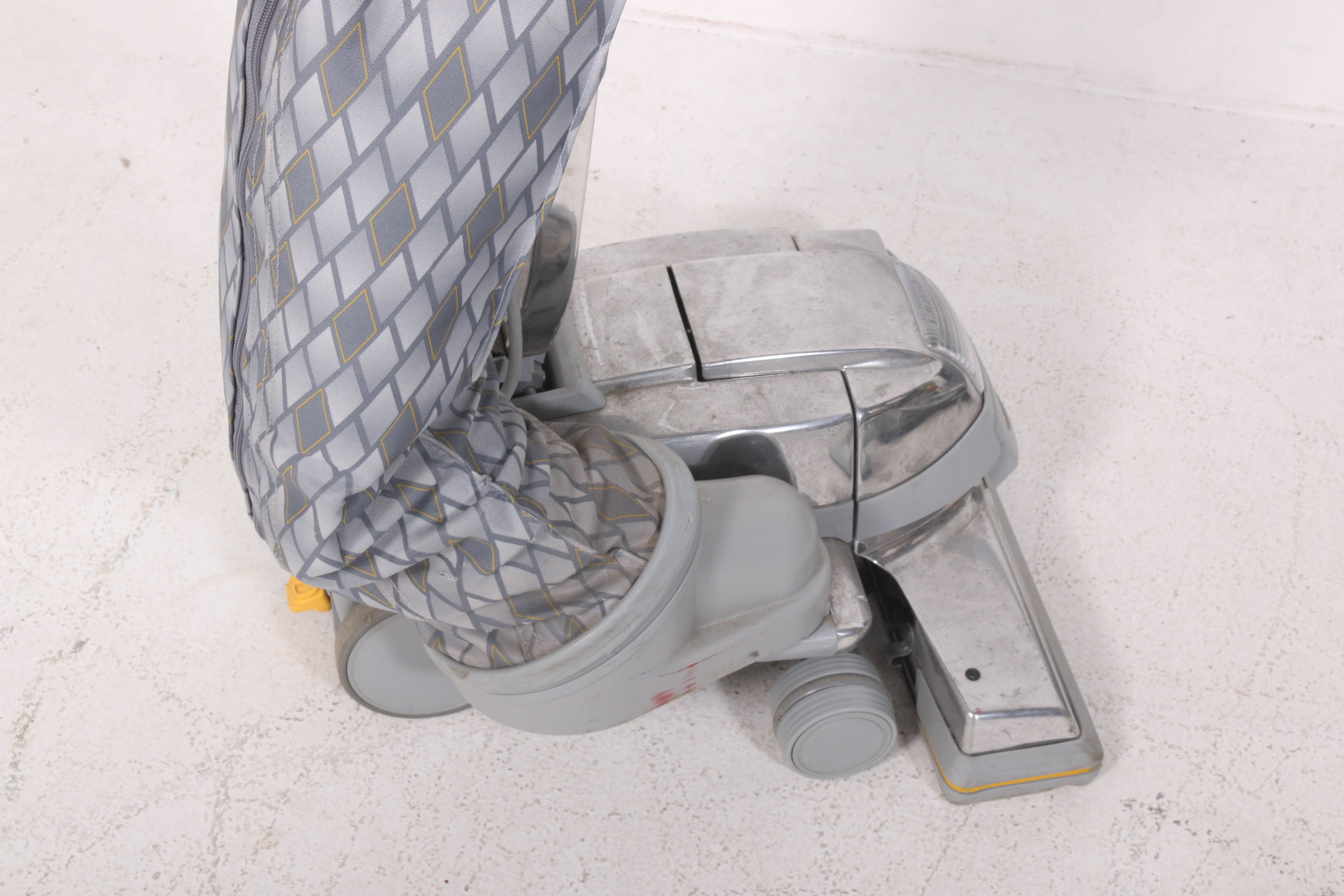 Kirby The Ultimate GSeries Upright Vacuum Cleaner with Carpet Shampoo