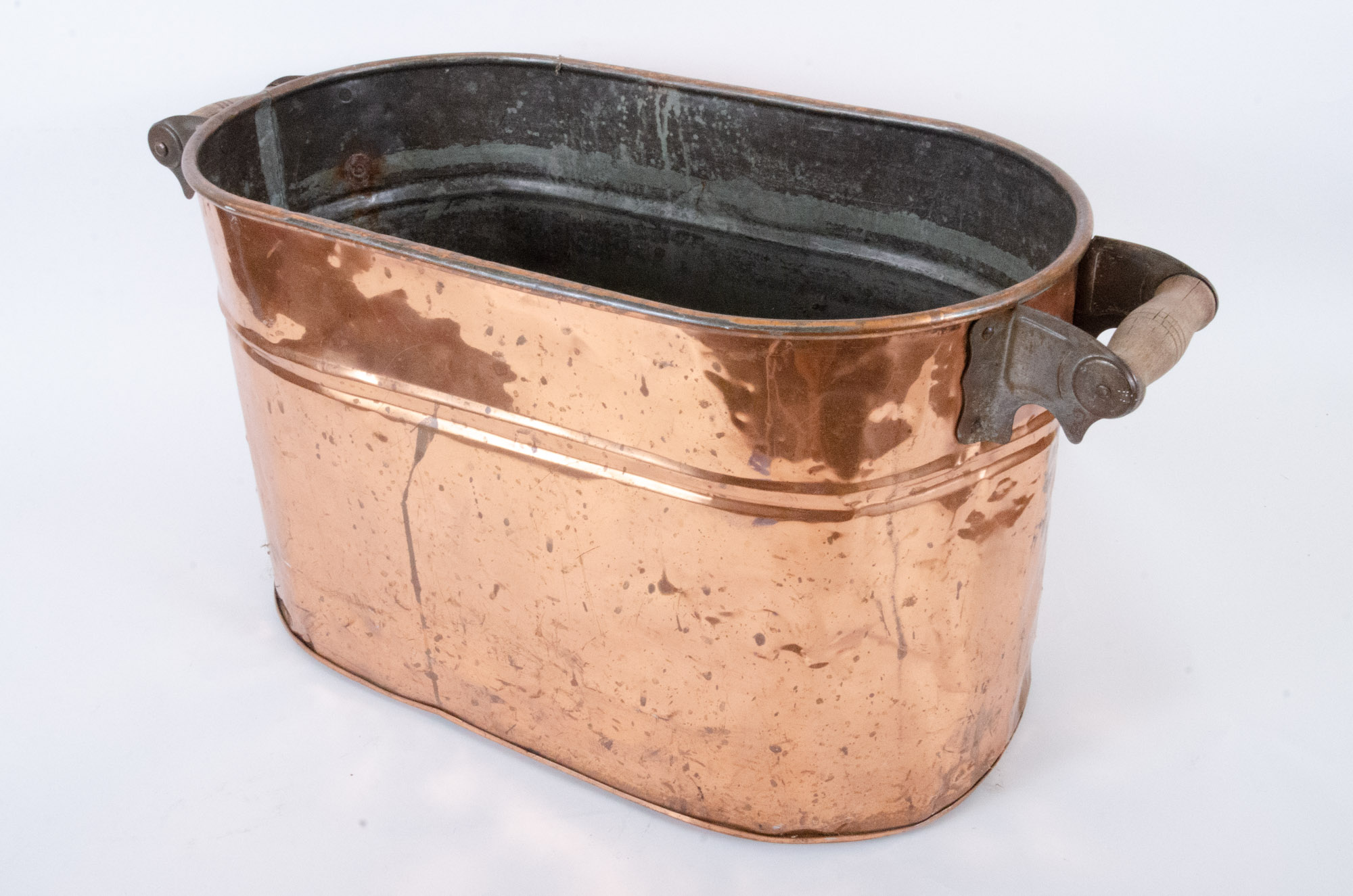 Antique Copper Boilers and Handled Pot EBTH