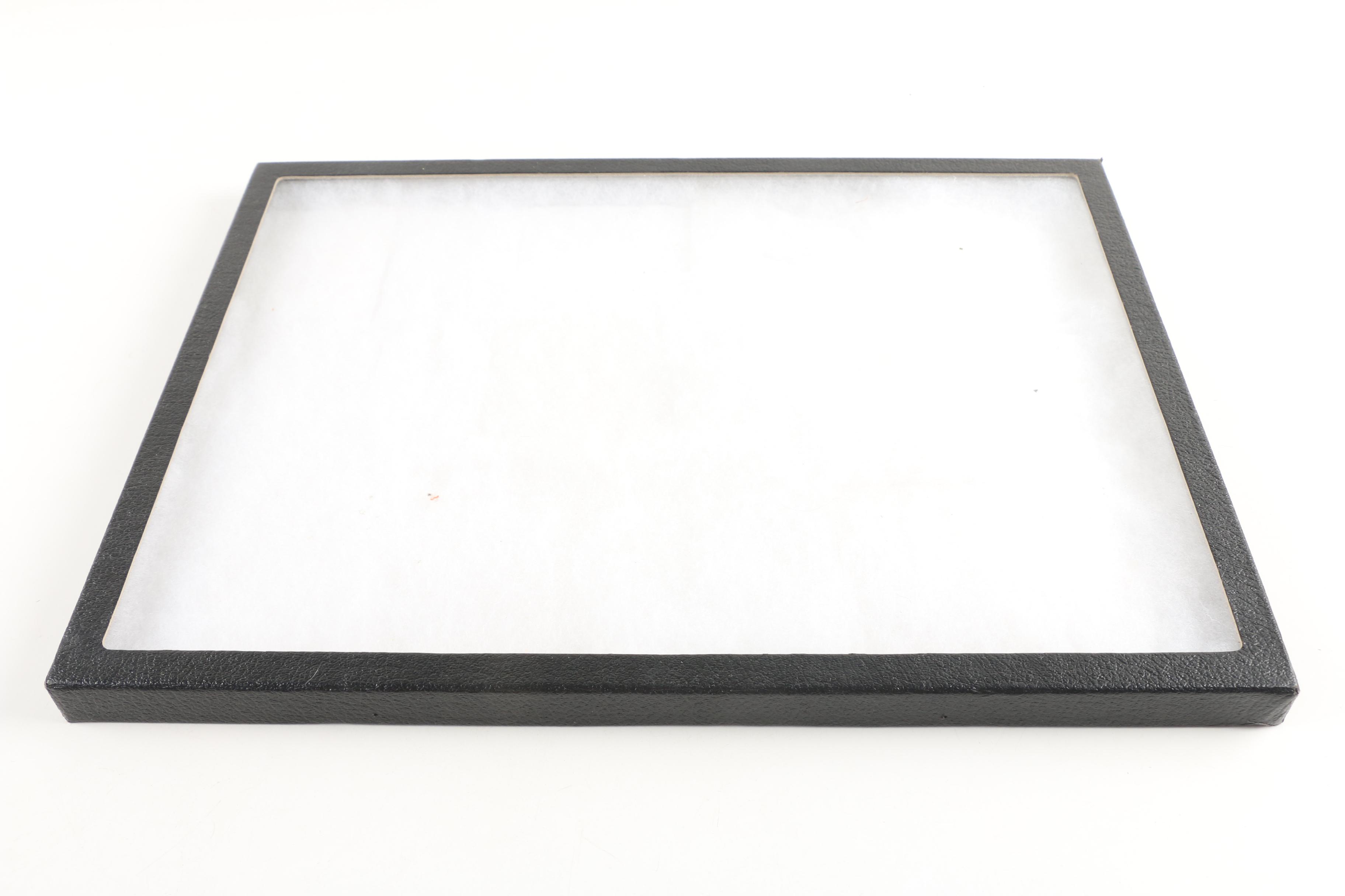jewelry-display-cases-ebth
