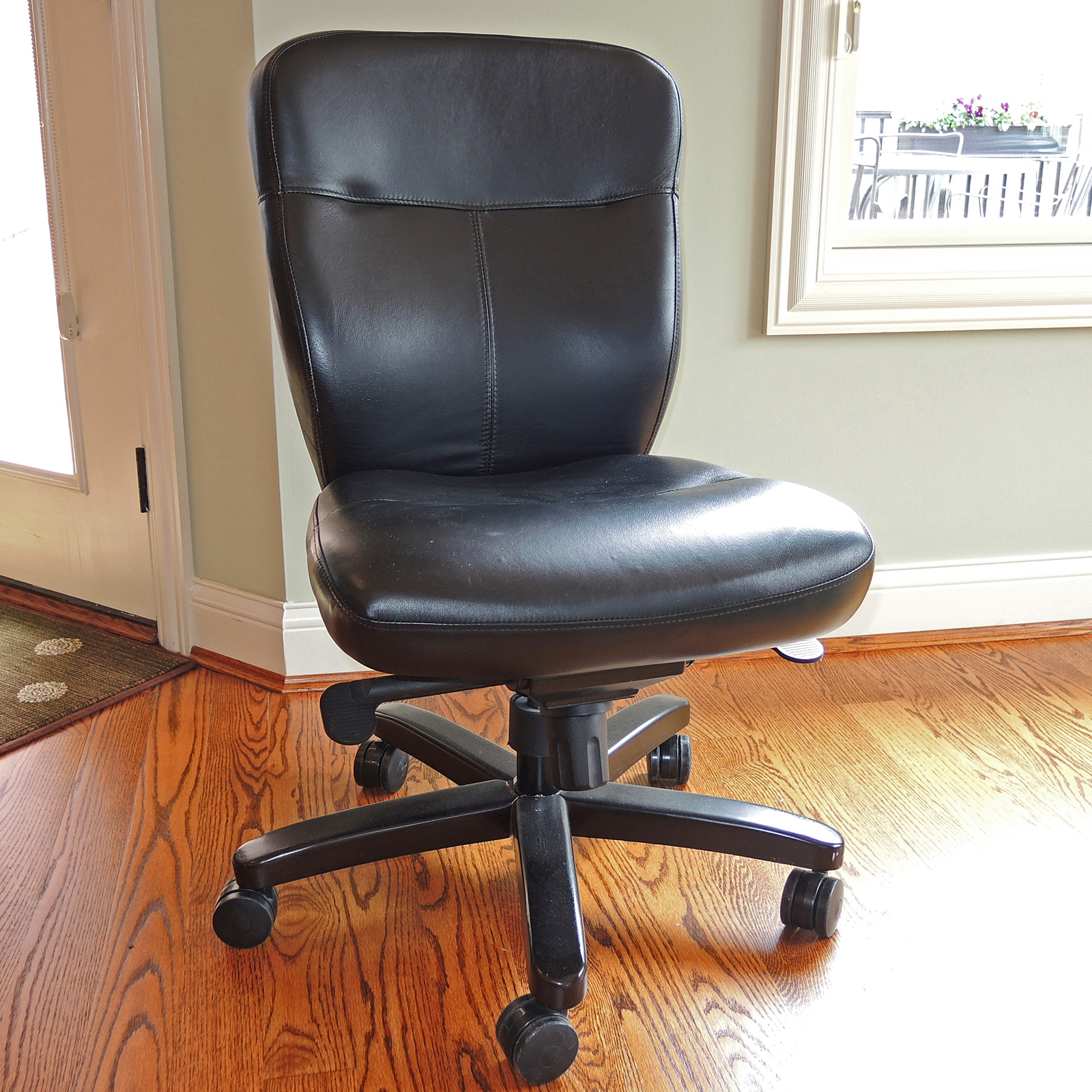 Seven Seas Leather Desk Chair Ebth