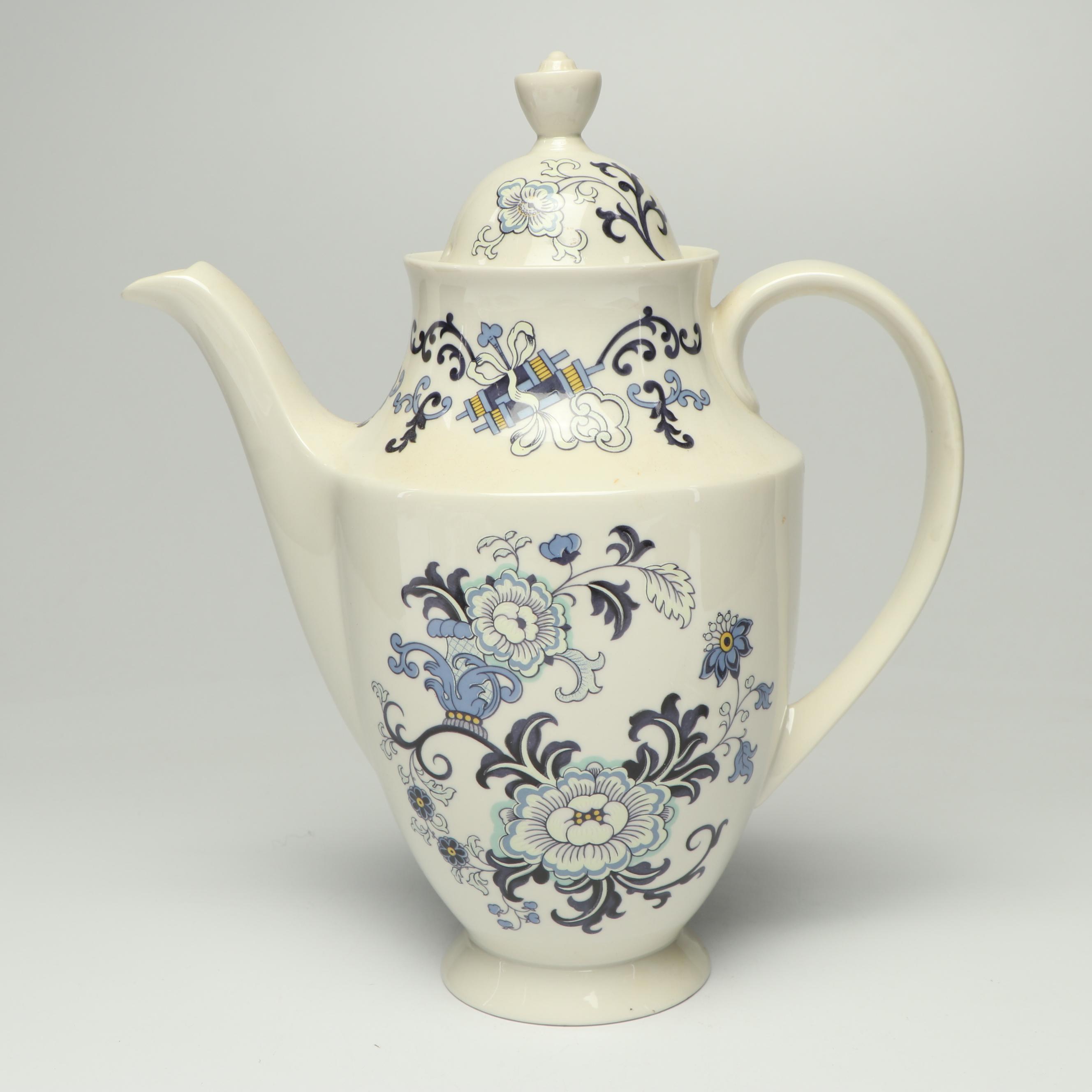 Royal Doulton "Nankin" Porcelain Coffee Pot, Creamer and Tableware EBTH