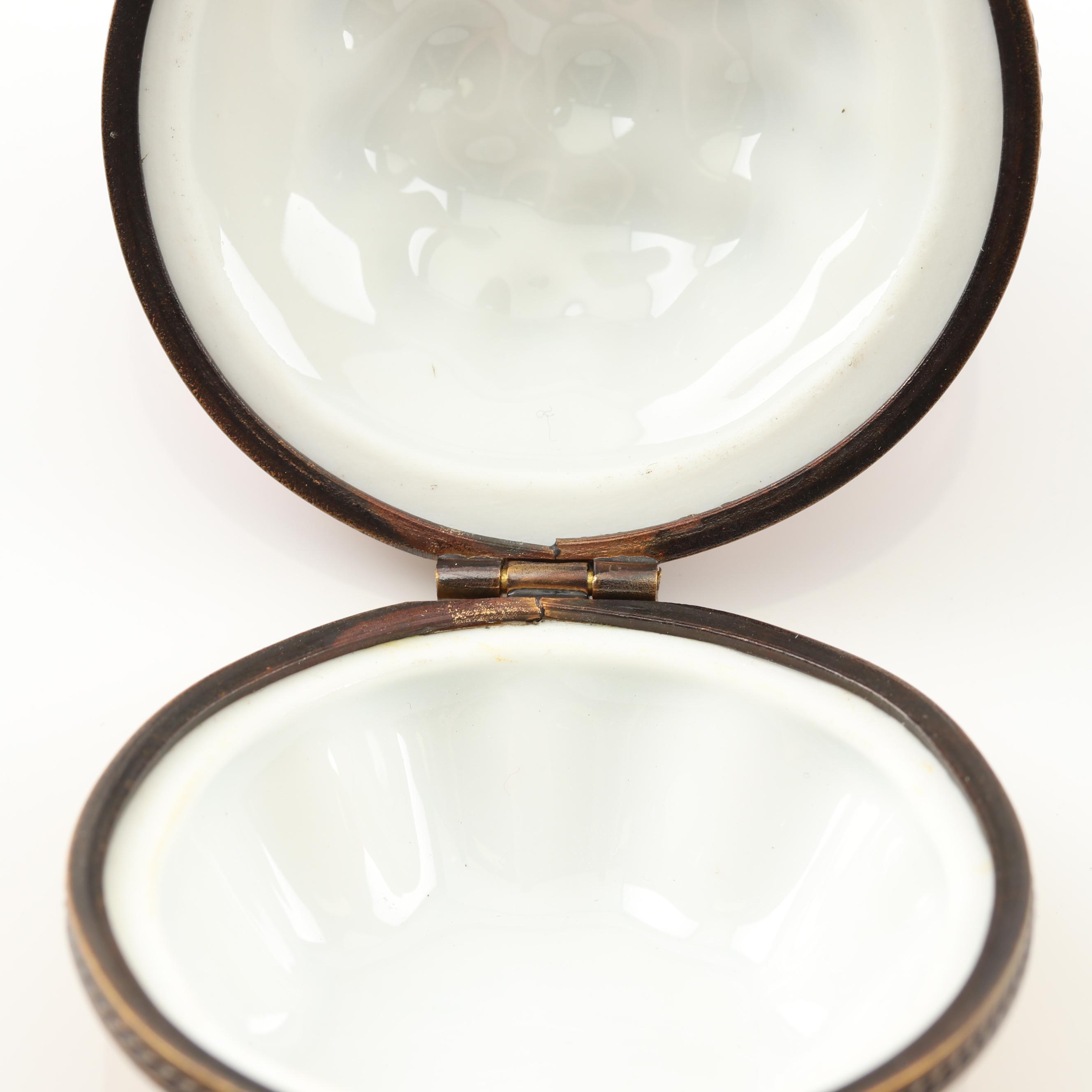 HandPainted Chamart Limoges Porcelain Blueberry Pie Trinket Box EBTH