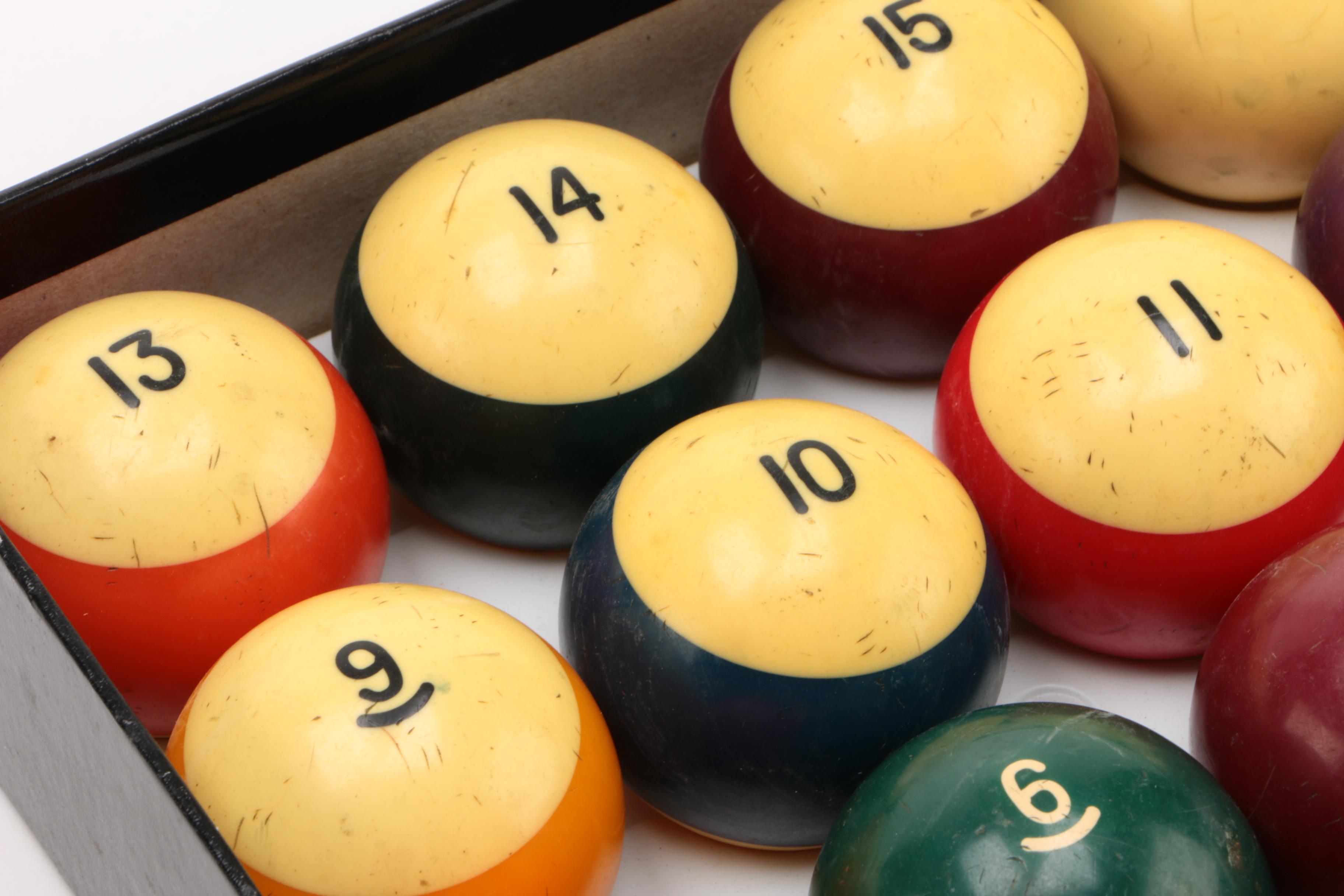 Billiards Balls Set EBTH