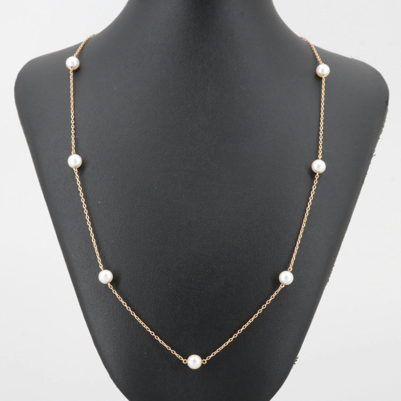 14K Yellow Gold Cultured Pearl Station Necklace | EBTH