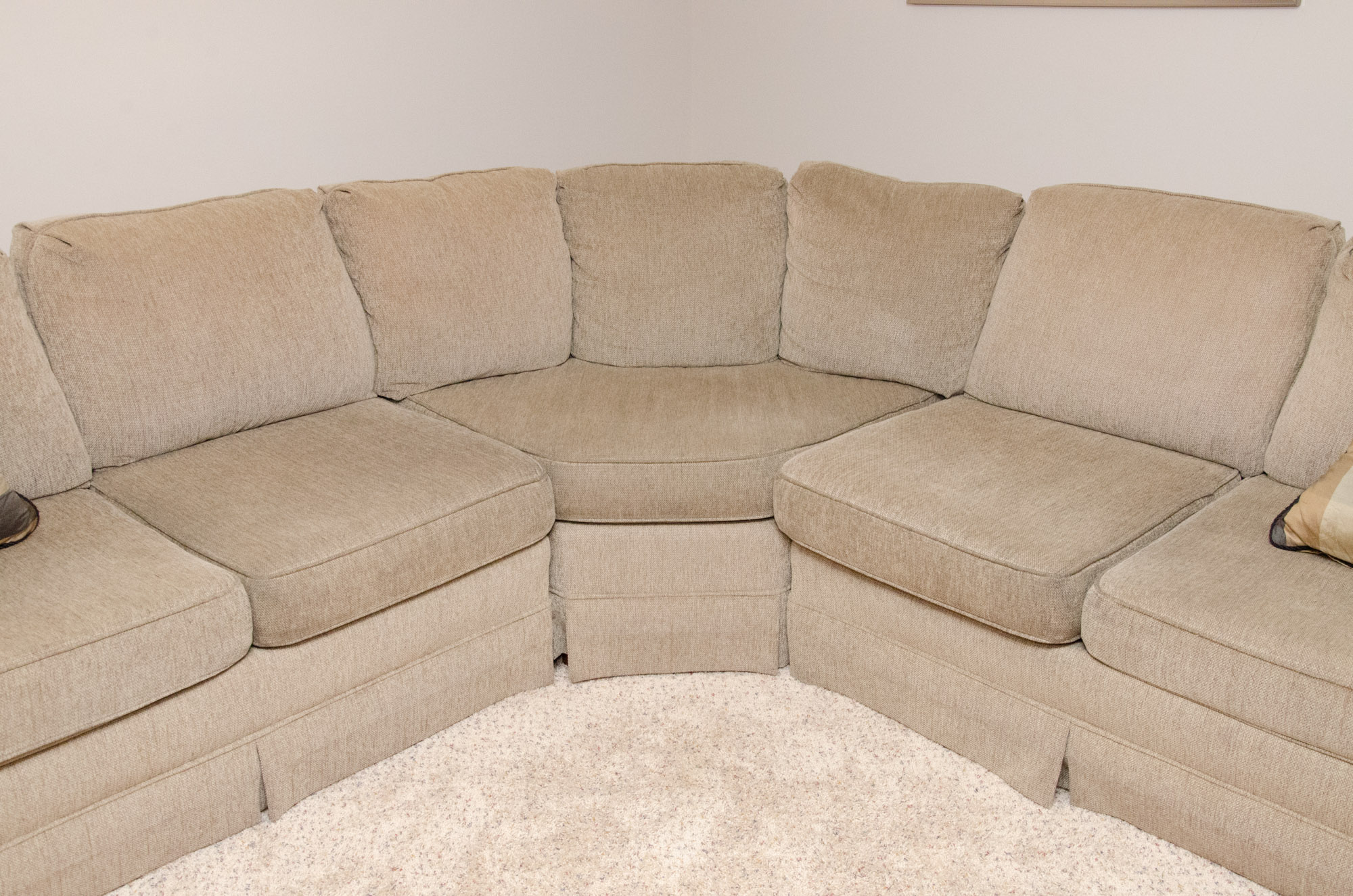 Contemporary Thomasville Upholstered Tweed Sectional Sofa EBTH