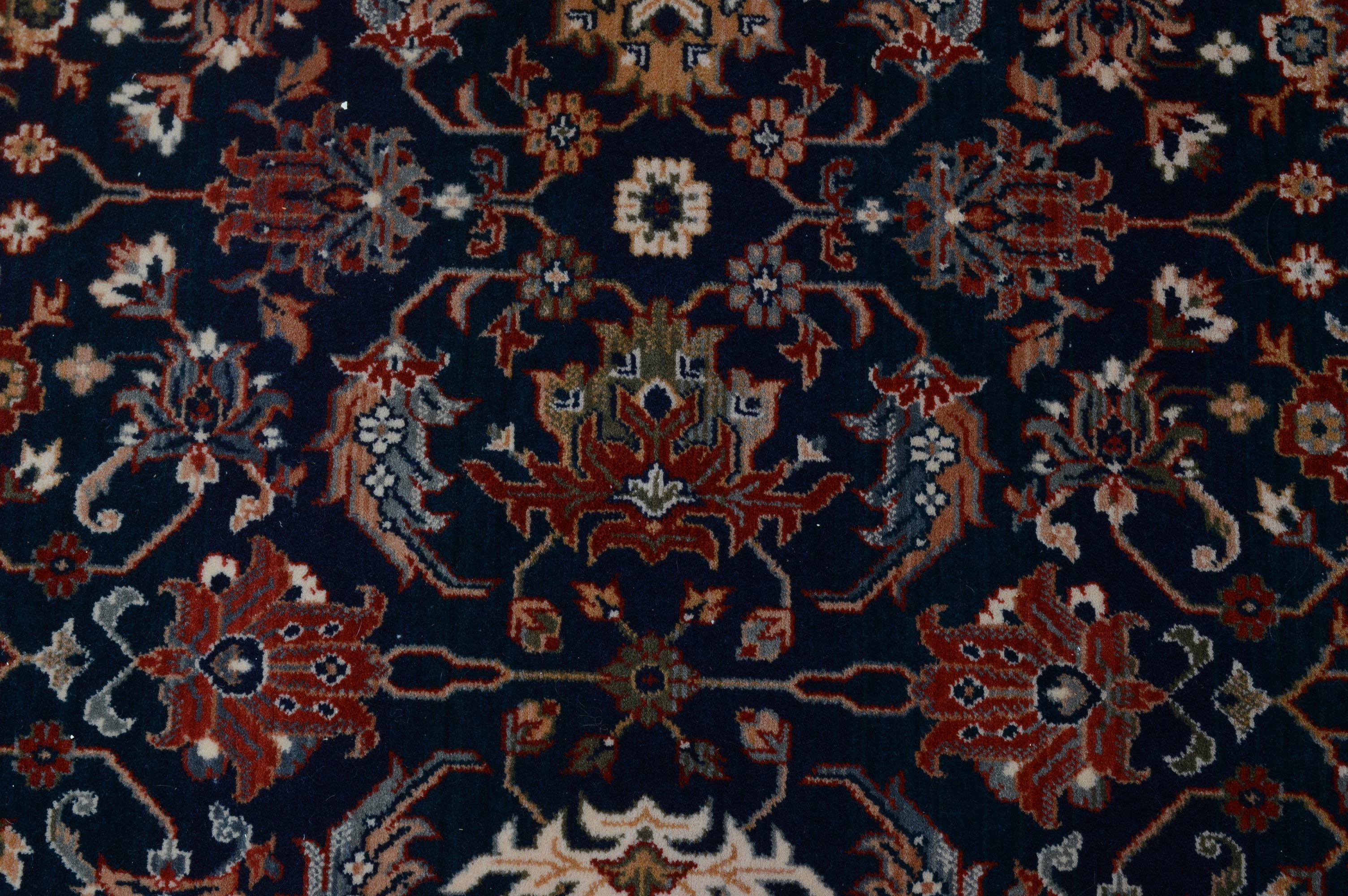 Machine Made Abbas Royal Belgian Wool Rug EBTH