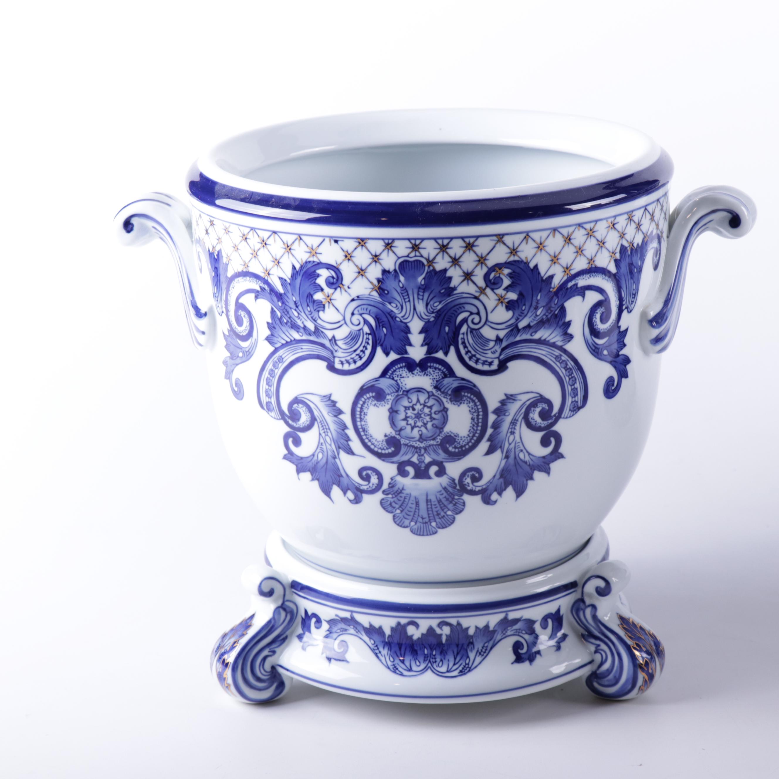 Bombay Blue and White Planters and Vase EBTH