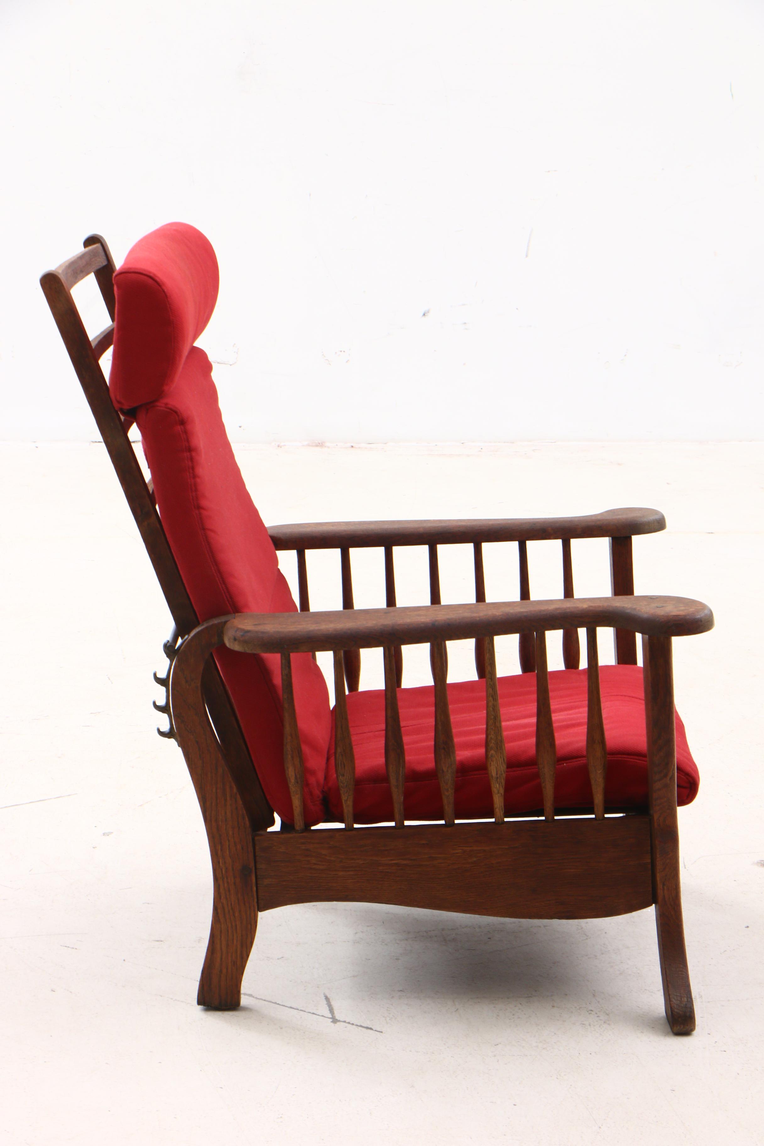 Oak Arts and Crafts Lounge Chair, Early 20th Century EBTH