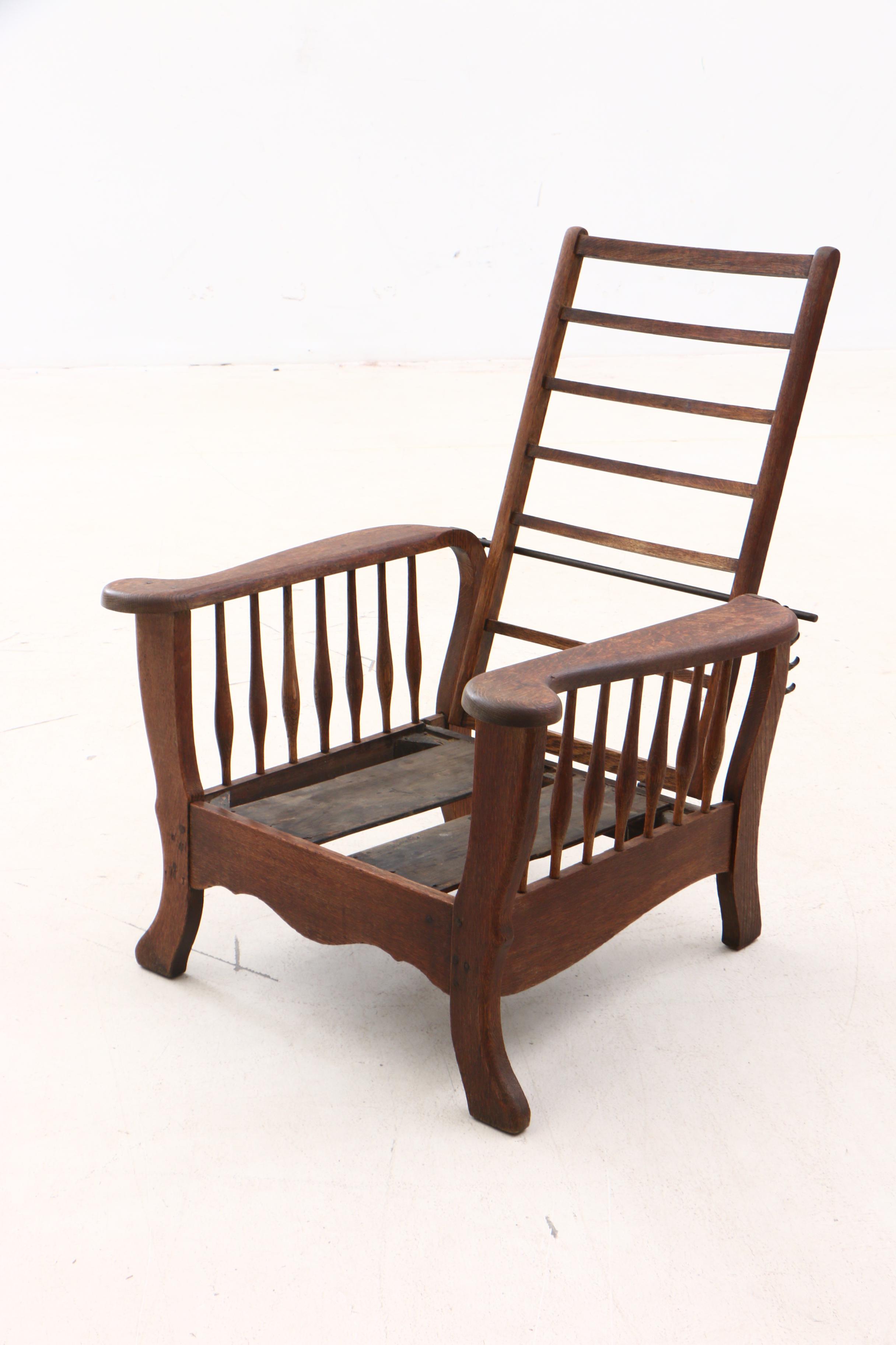 Oak Arts and Crafts Lounge Chair, Early 20th Century EBTH