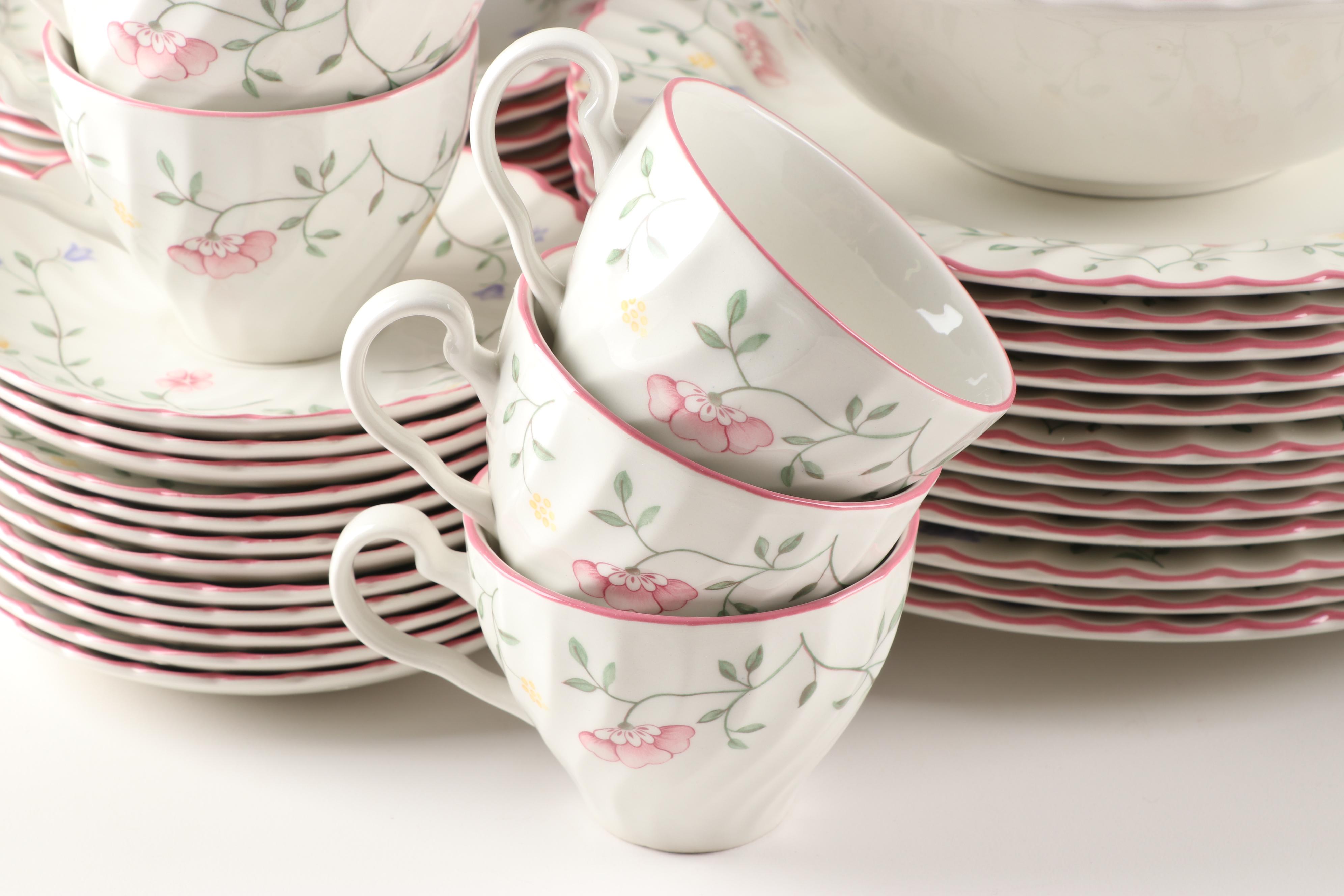 Johnson Brothers "Summer Chintz" Dinner Service EBTH