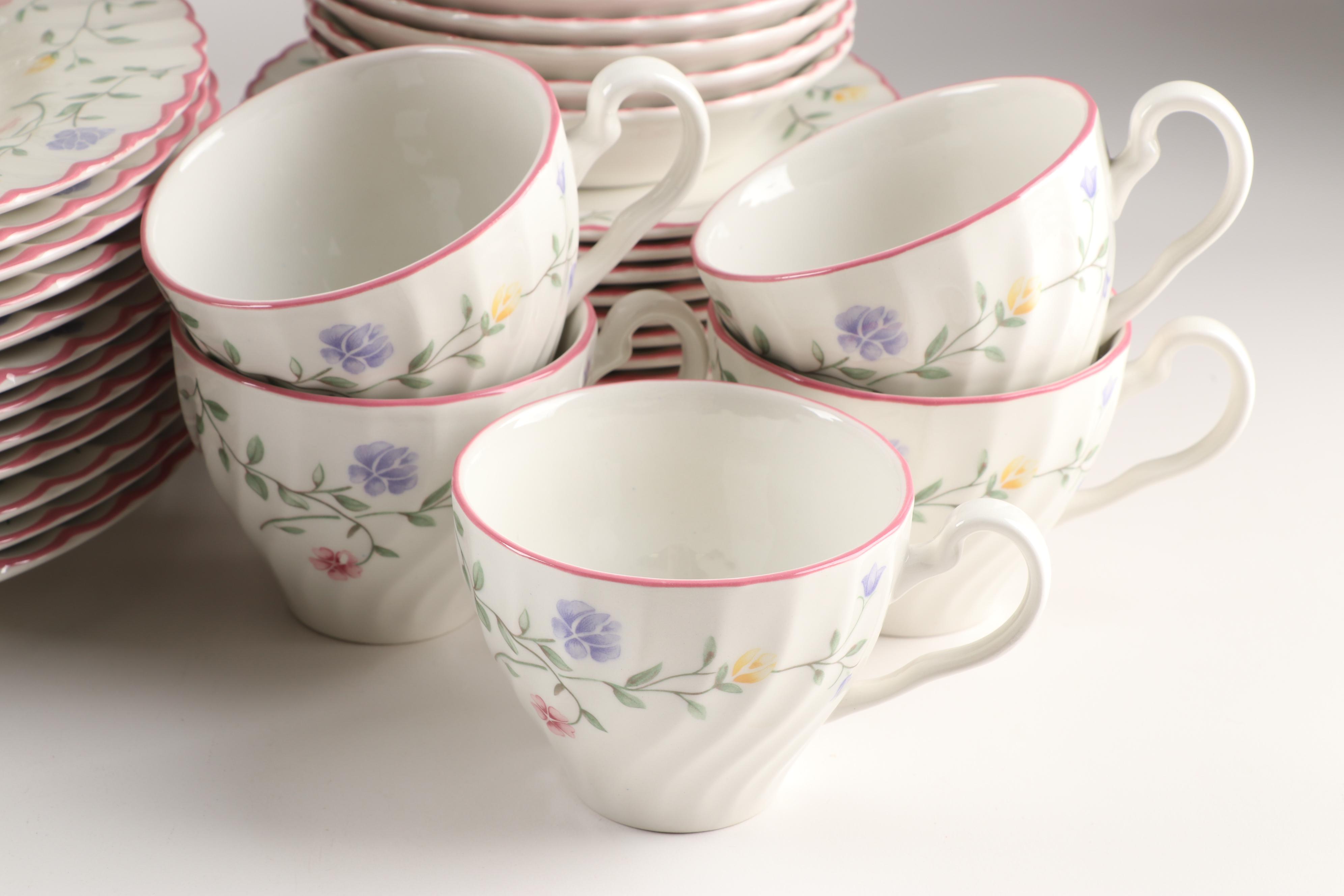 Johnson Brothers "Summer Chintz" Dinner Service EBTH