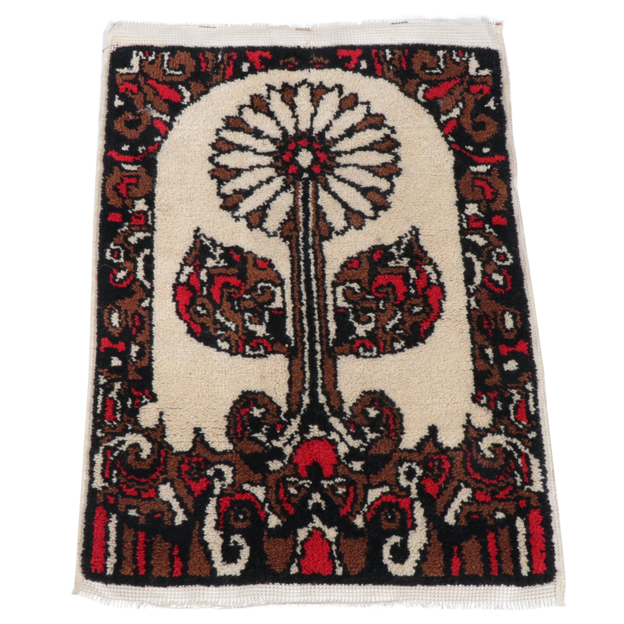 Hand Hooked Accent Rug, Mid Century EBTH