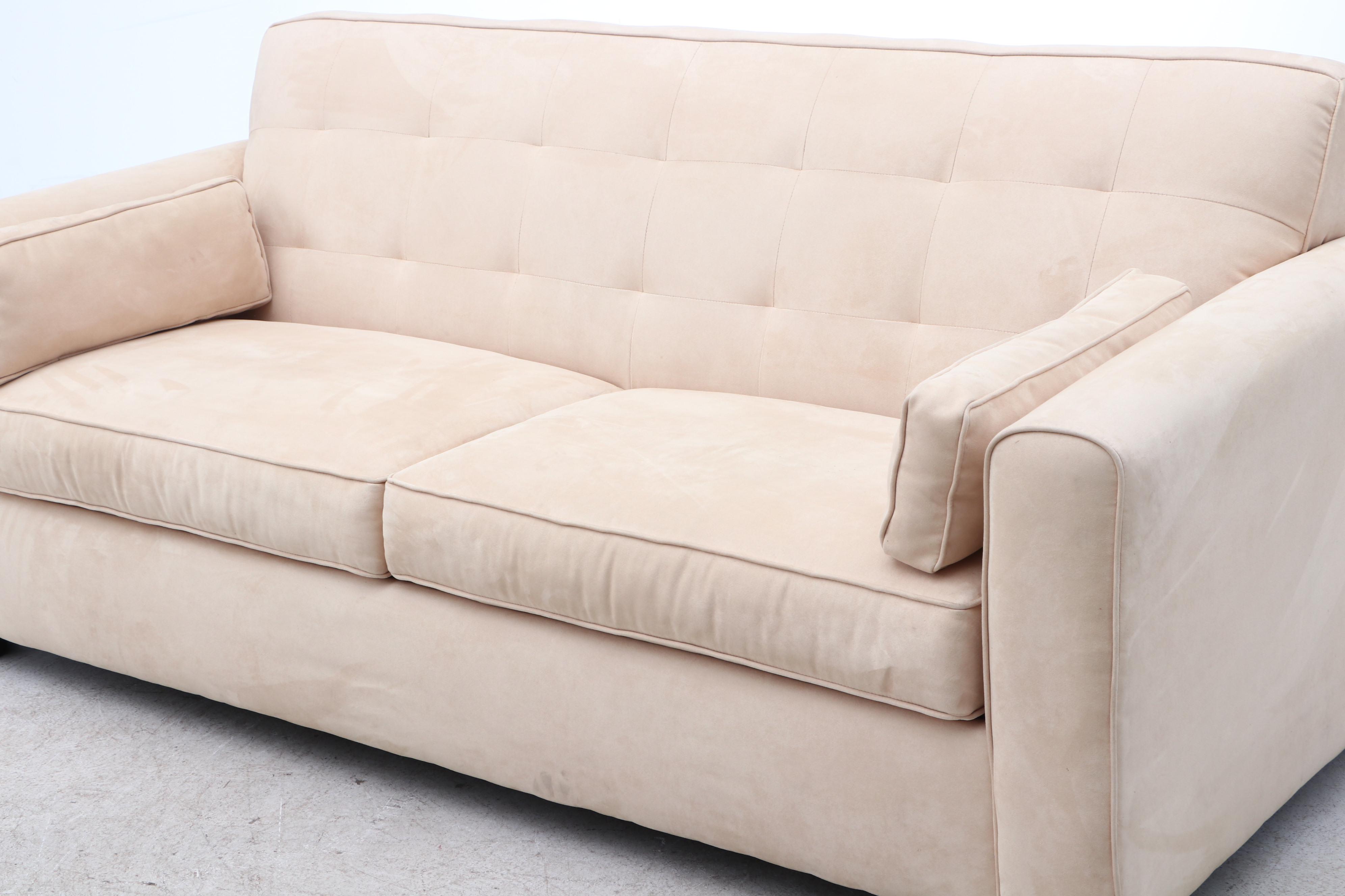 Haverty's Contemporary Sofa in Beige EBTH