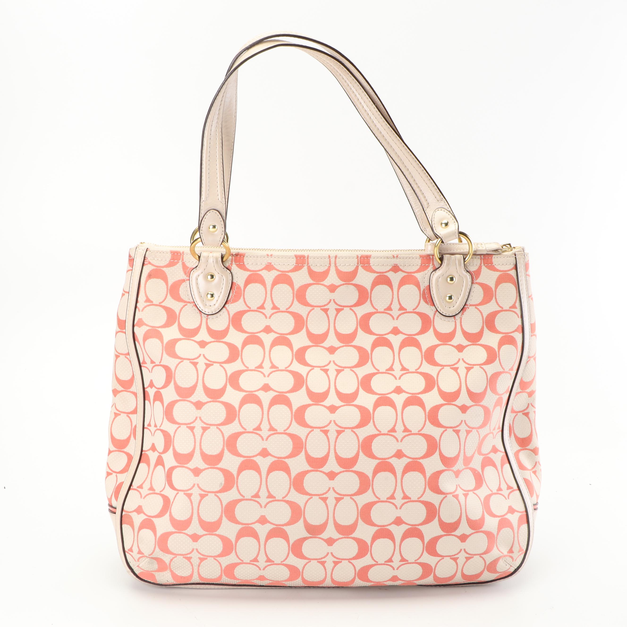 hallie shoulder bolsa in signature canvas red