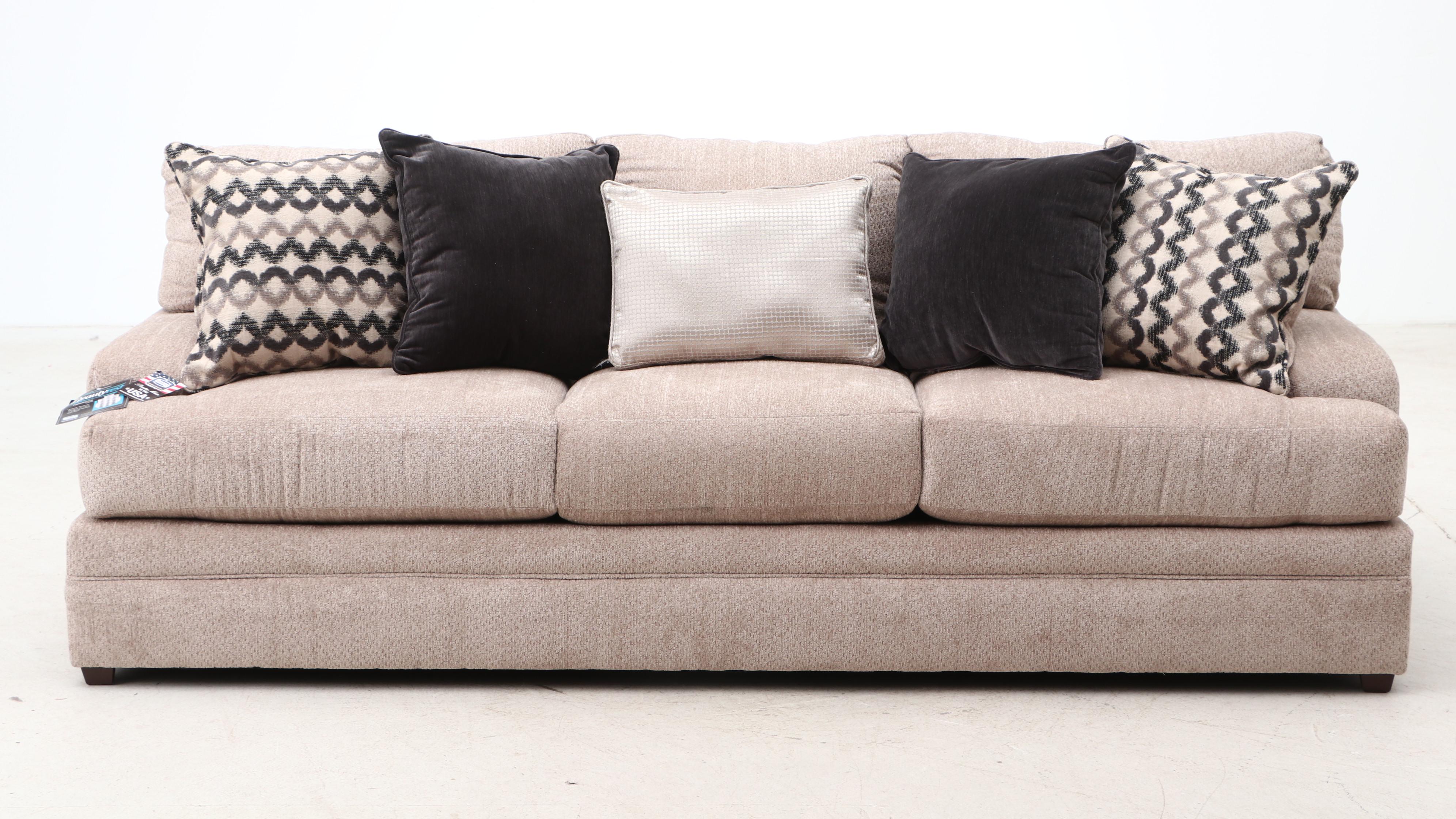 Sofa by United Furniture Industries EBTH
