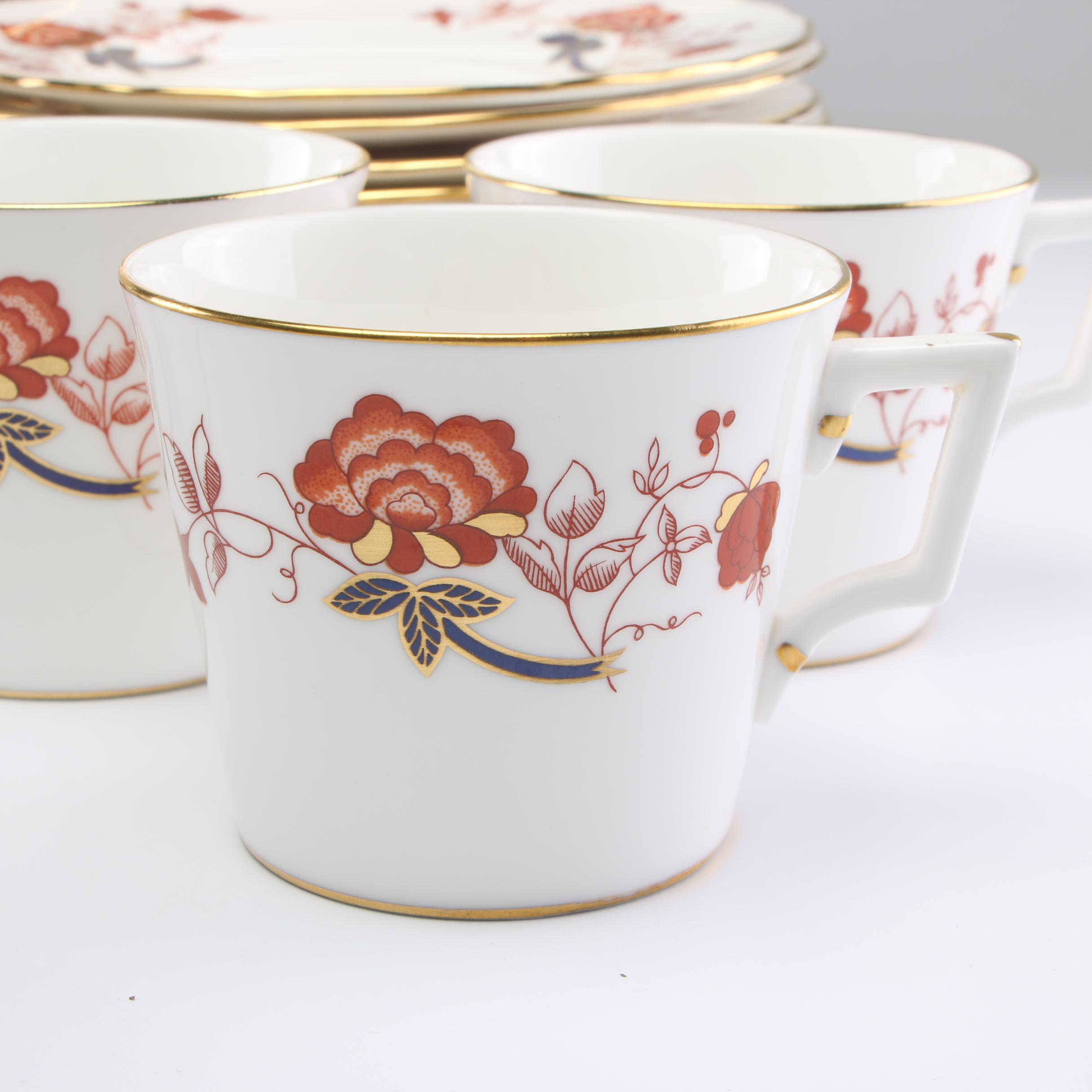 Royal Crown Derby "Bali" Dinnerware EBTH