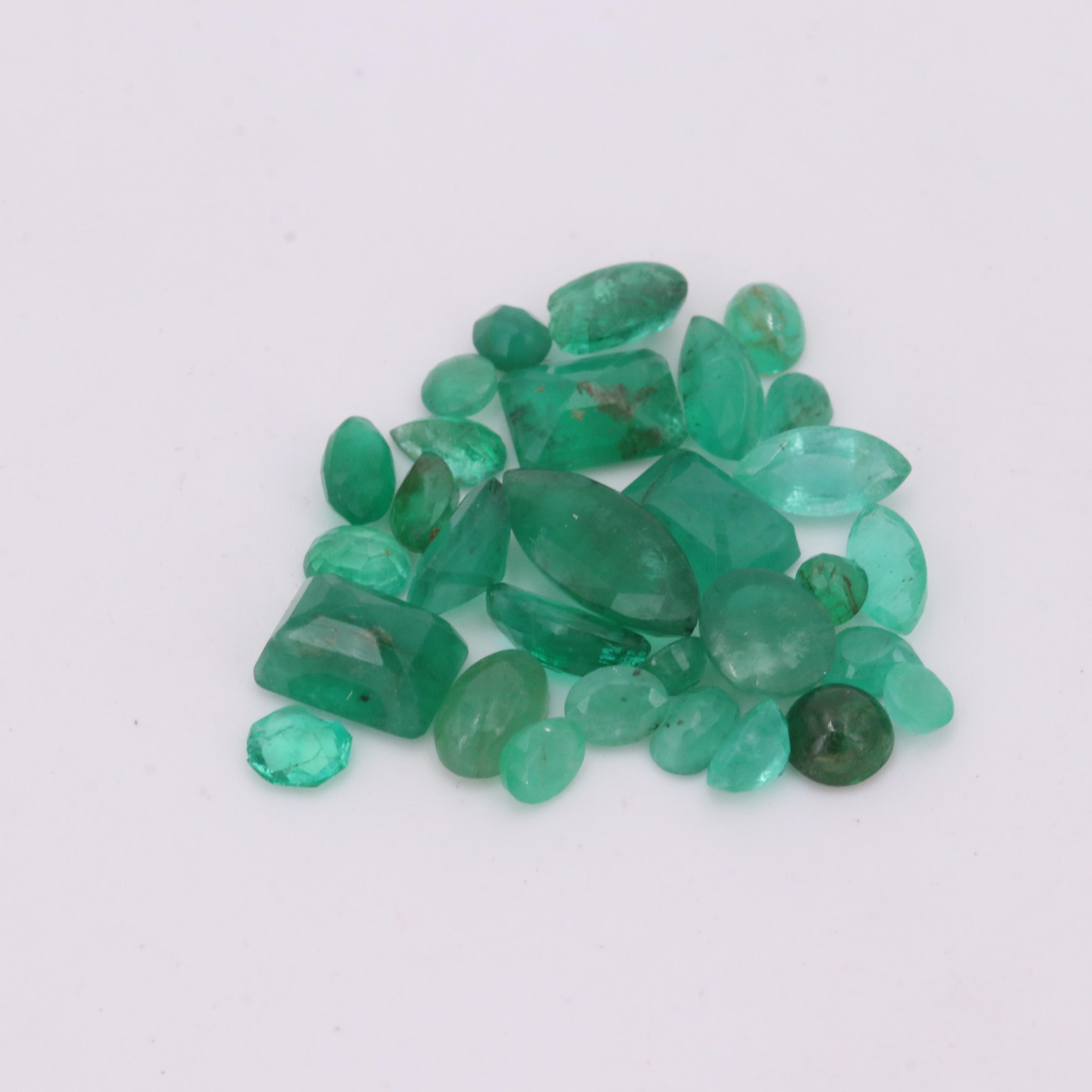 Assorted Loose Emeralds and Sapphires EBTH