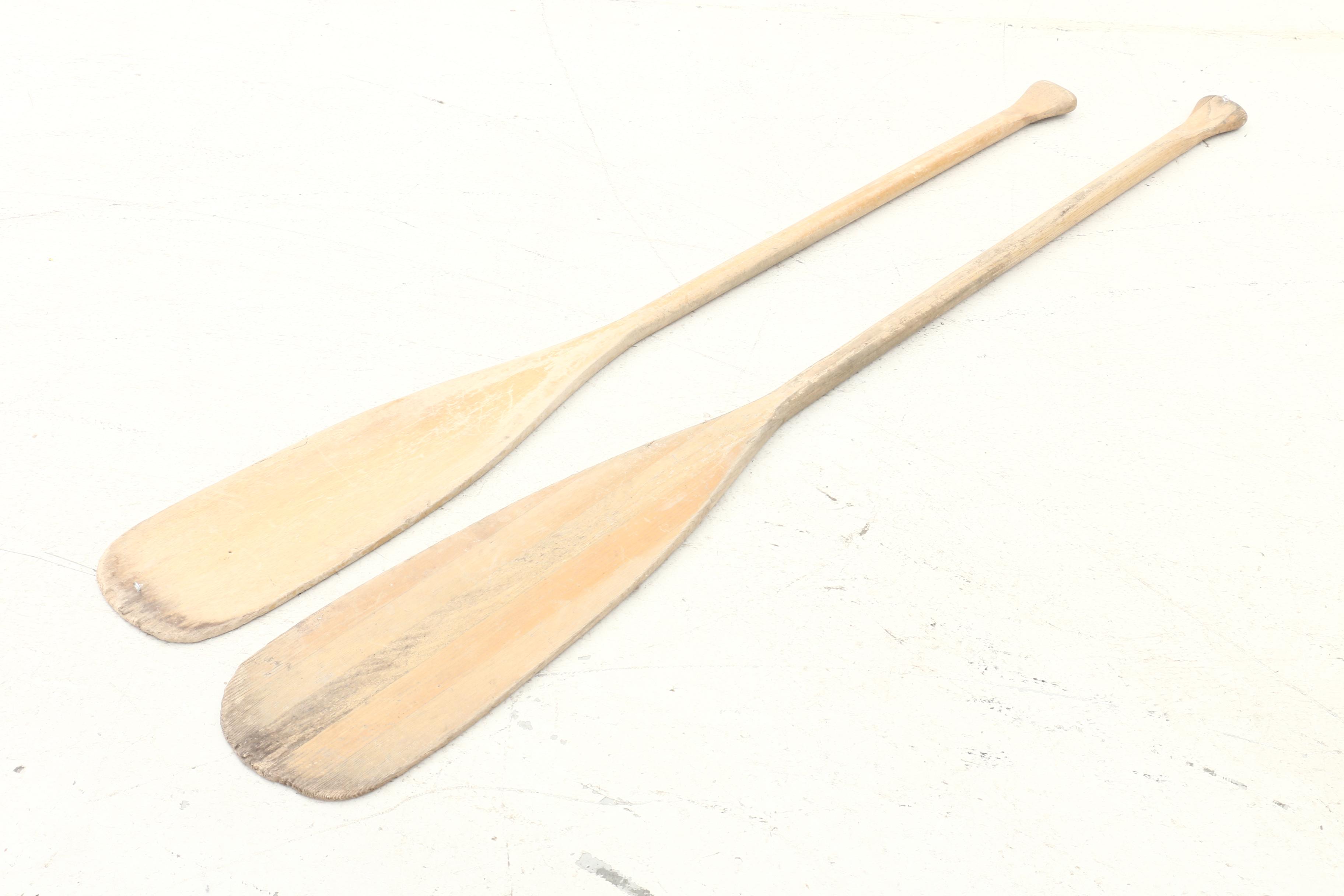Smokers Decorative Wooden Oars, Circa 1970s EBTH