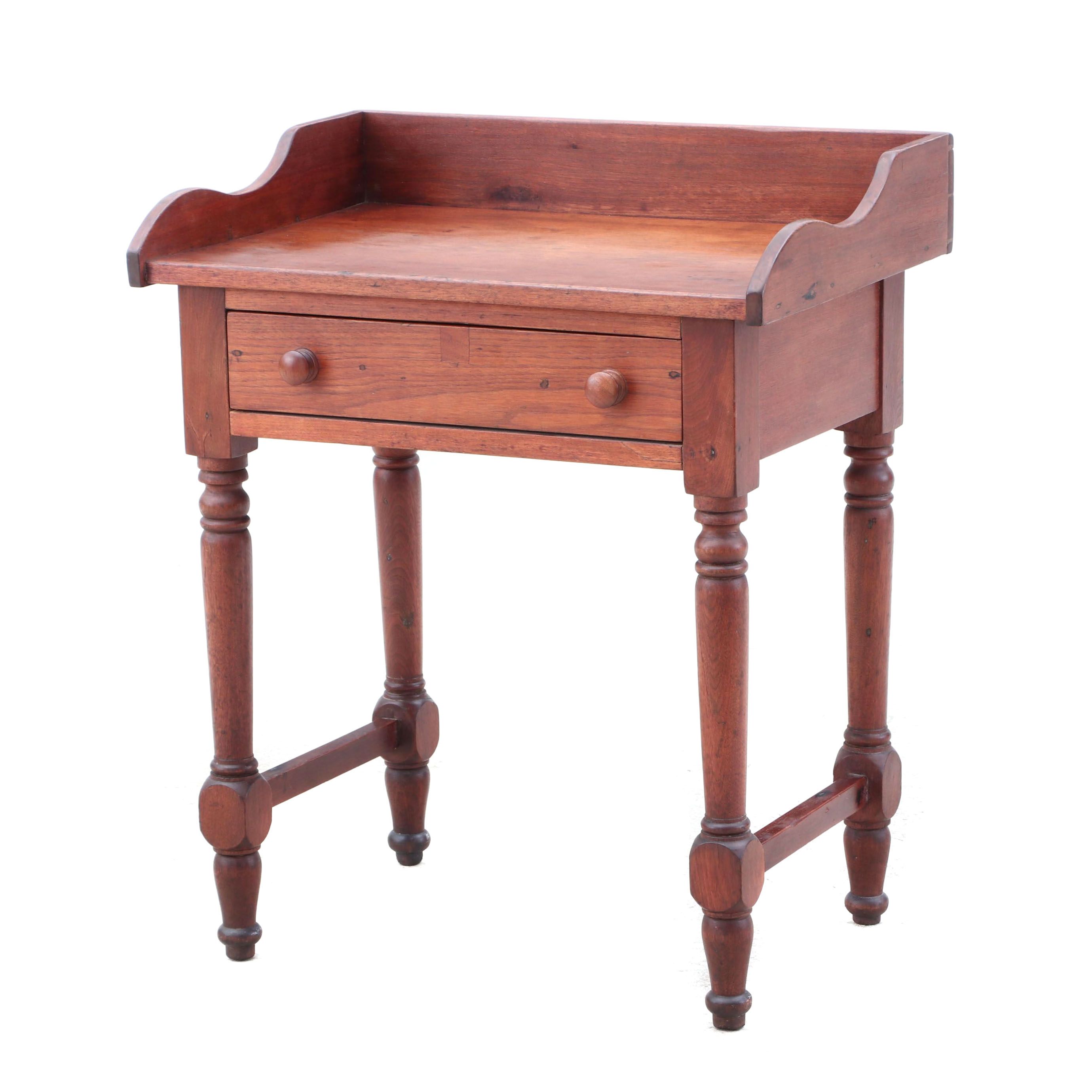 Vintage Desks Antique Desks And Used Desks Auction Ebth