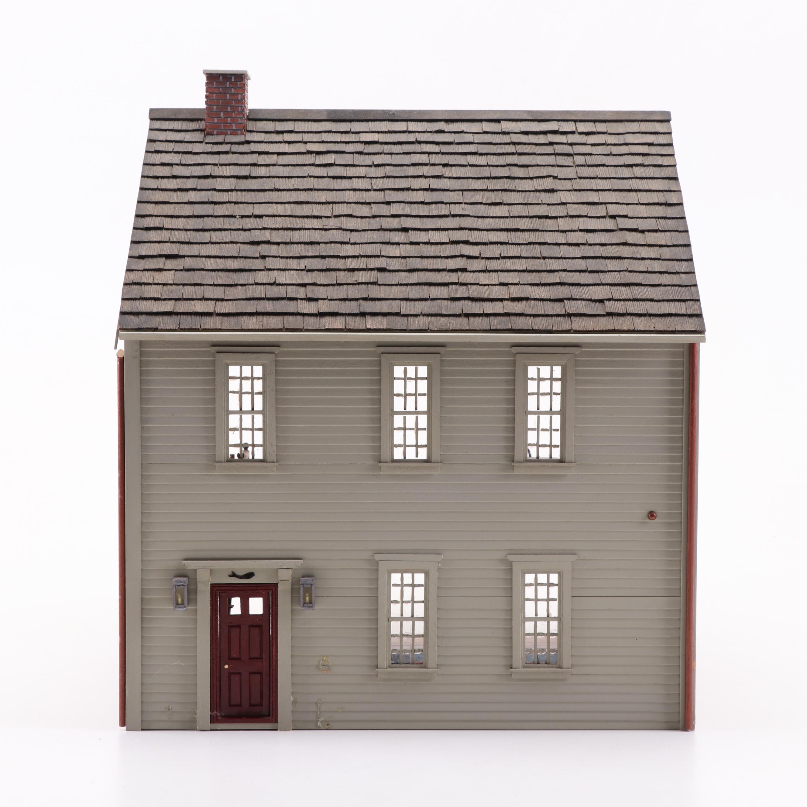 colonial dollhouse