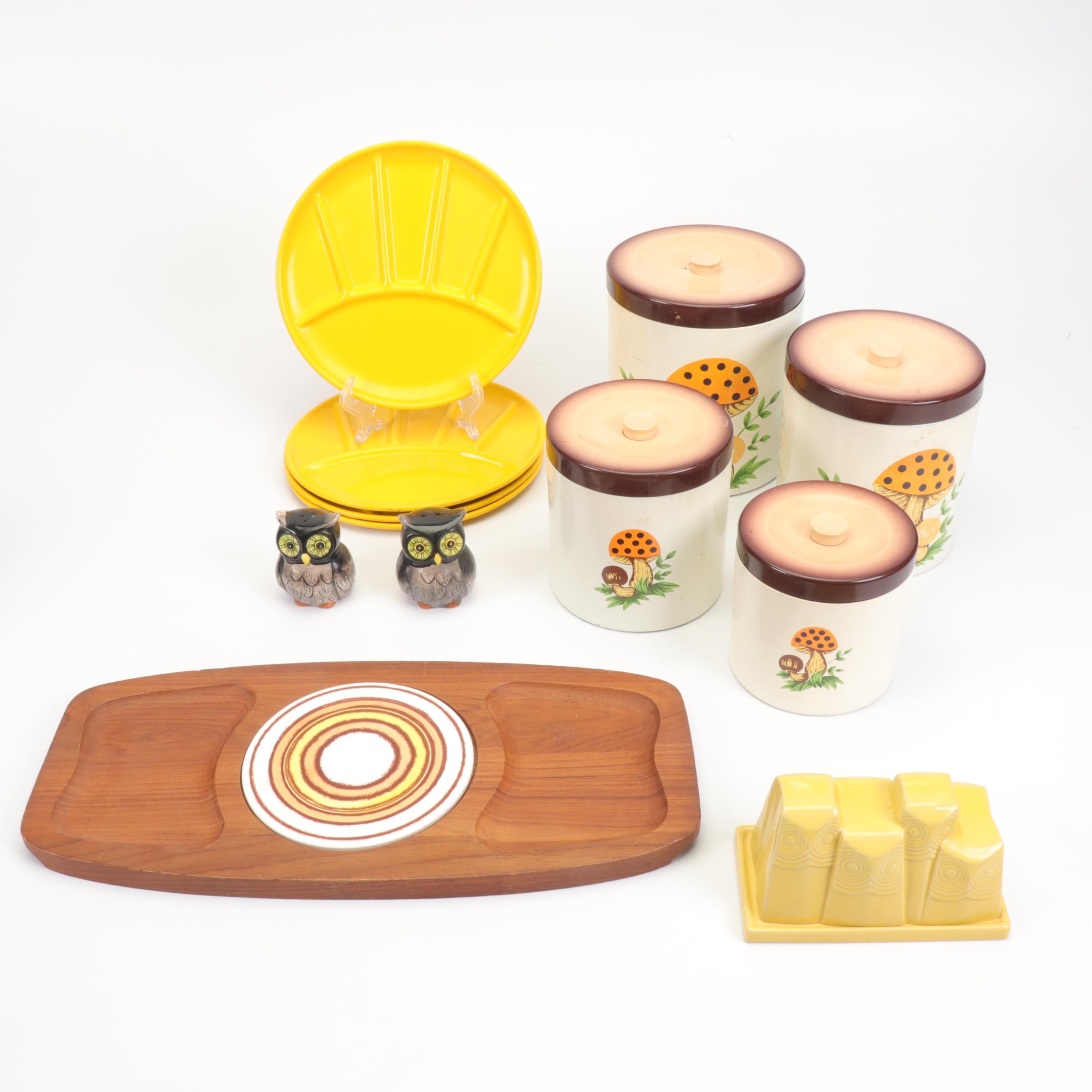 Mid Century Mushroom Kitchen Canisters Owl Salt And Pepper