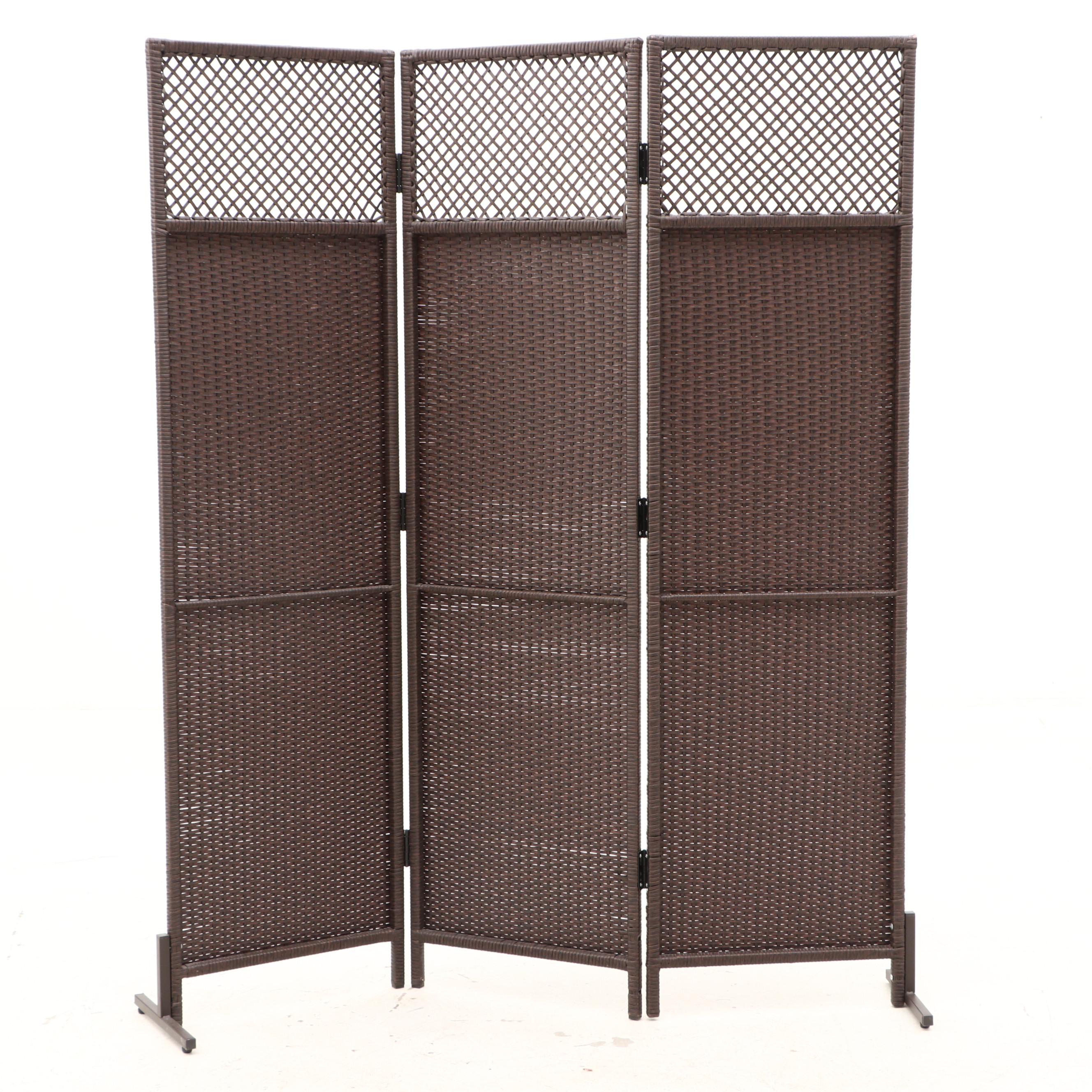 Faux Wicker Outdoor Room Divider EBTH