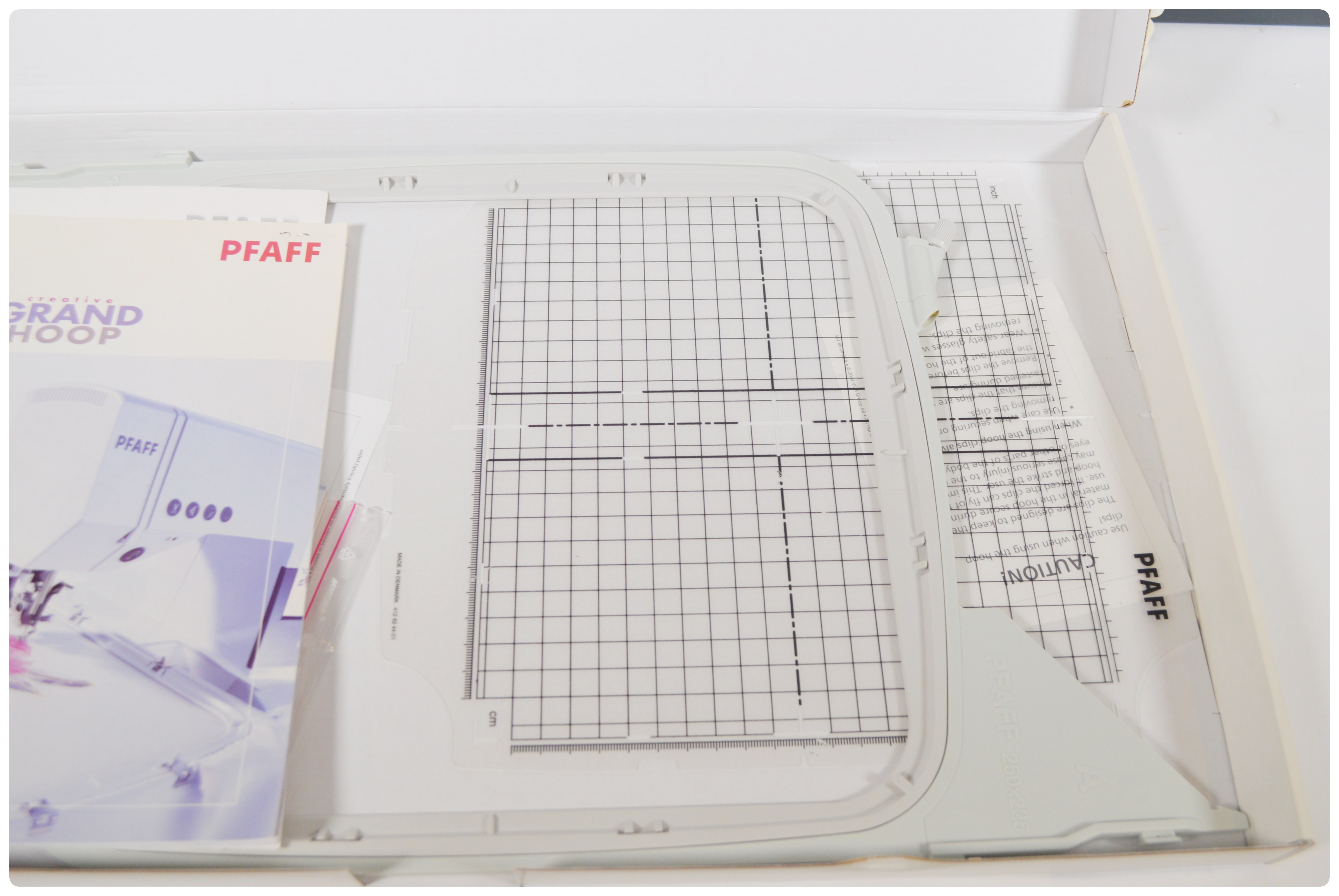 Pfaff Creative 2144 Sewing and Embroidery Machine and Accessories EBTH