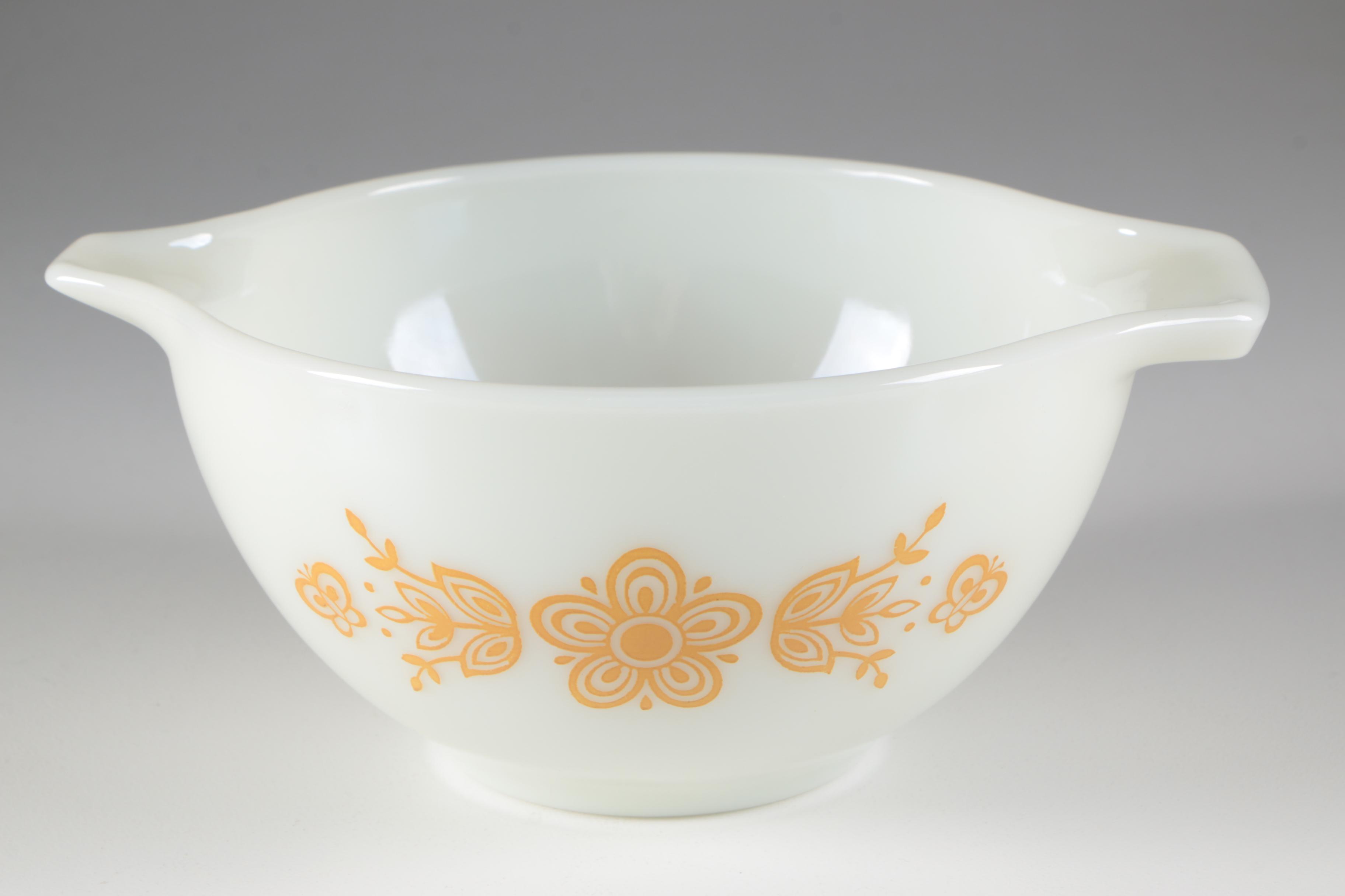 anchor-hocking-fire-king-wheat-glass-and-pyrex-butterfly-gold