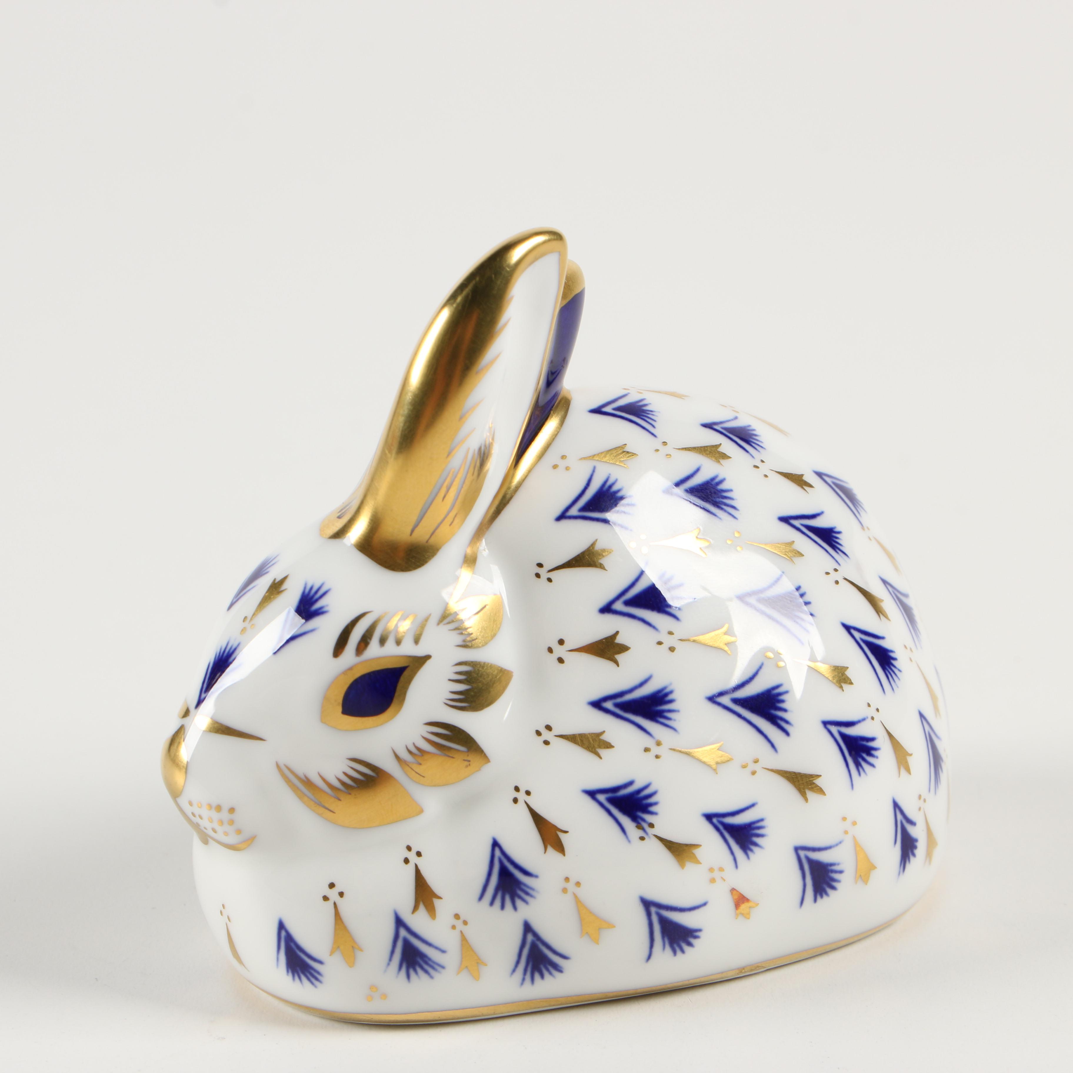 Royal Crown Derby Hand-Painted Bone China Rabbit Figurine, 1987 | EBTH