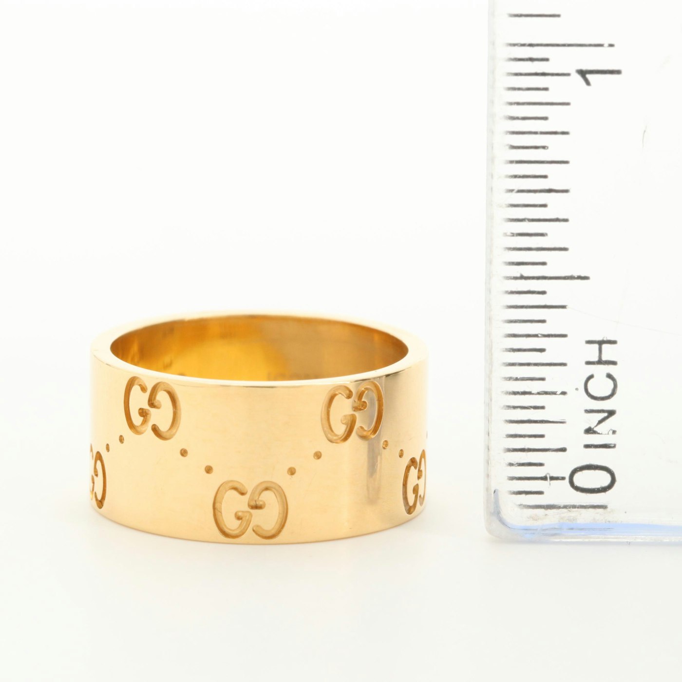 Gucci 18K Yellow Gold Wide Icon Ring | EBTH