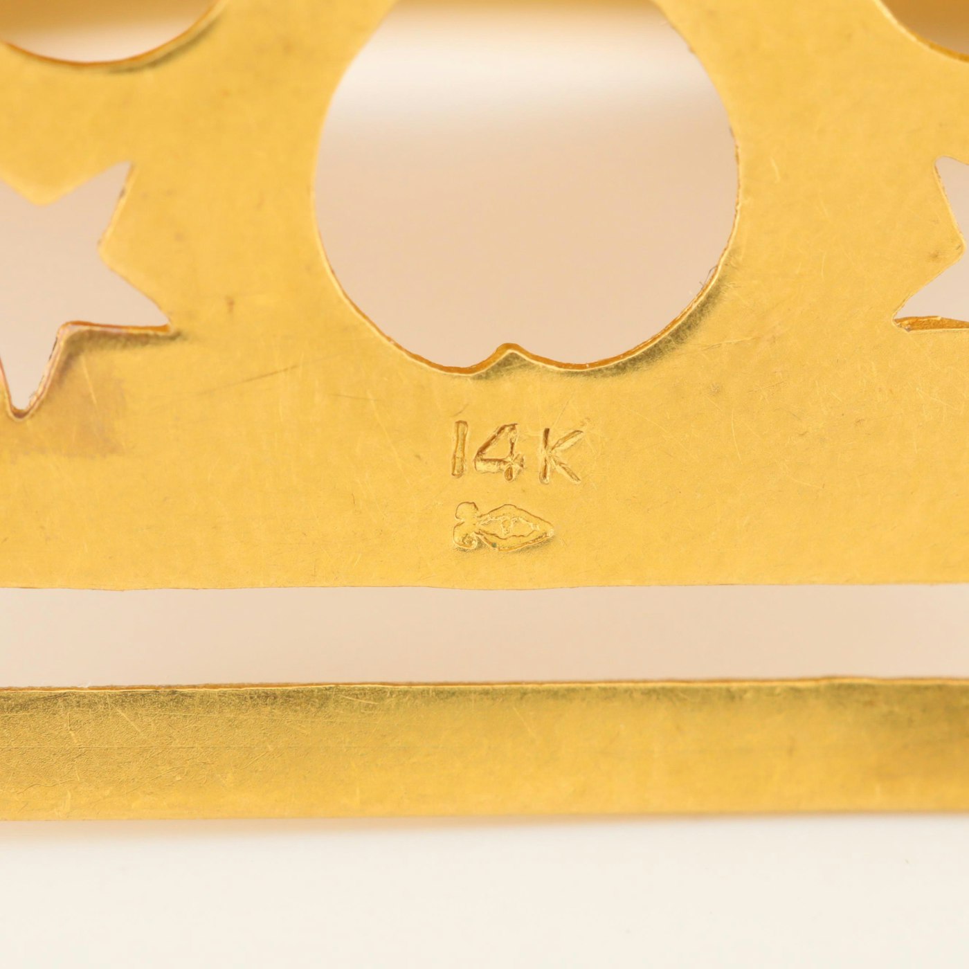 14K Yellow Gold Locket Buckle with Monogram, Vintage | EBTH