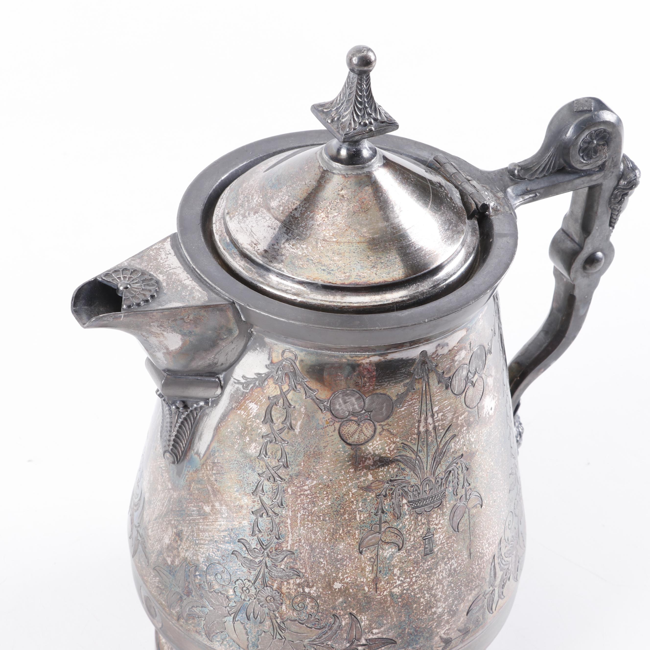 Meriden Company SilverPlate Engraved Teapot EBTH