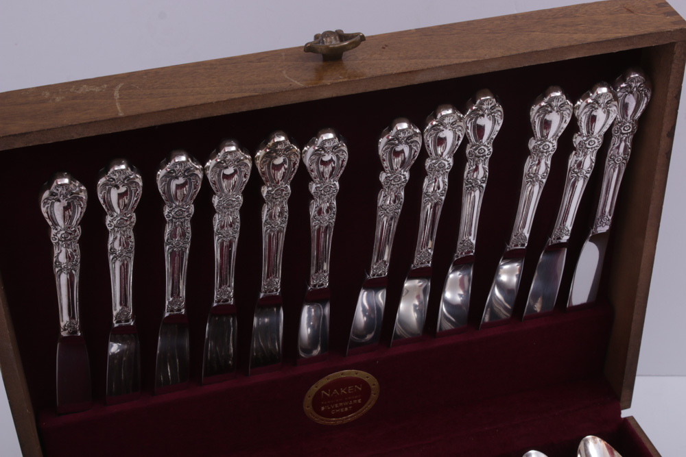 1847 Rogers Bros. Silver Plate "Grand Heritage" Flatware with Chest